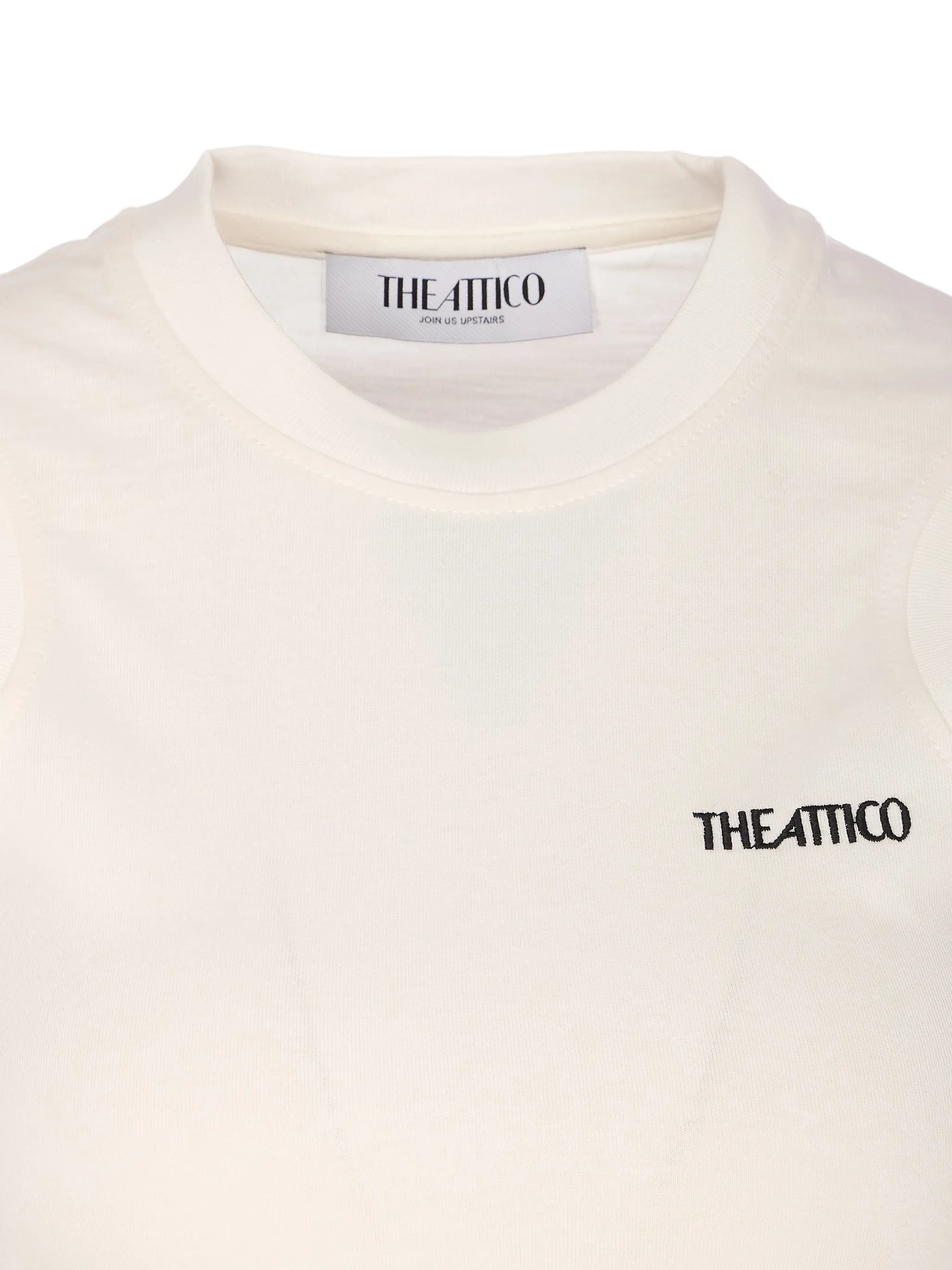 logo-embroidered T-shirt