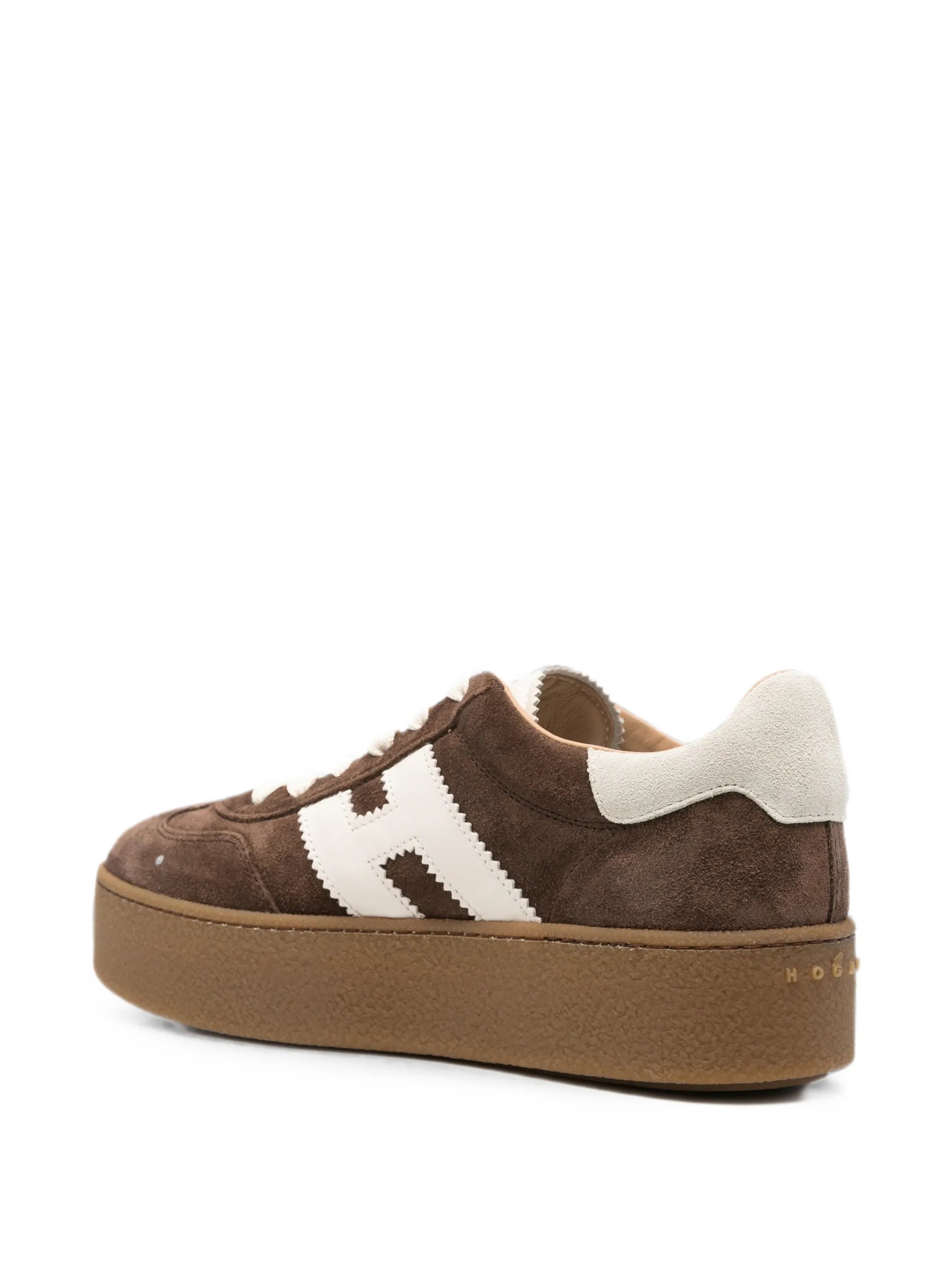 H698 logo-patch sneakers
