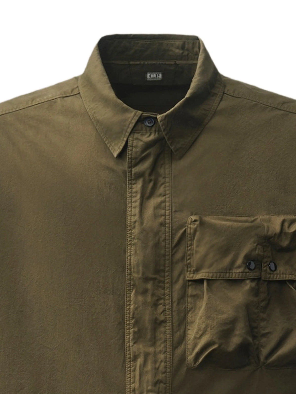 Lens-detail flap-pocket shirt