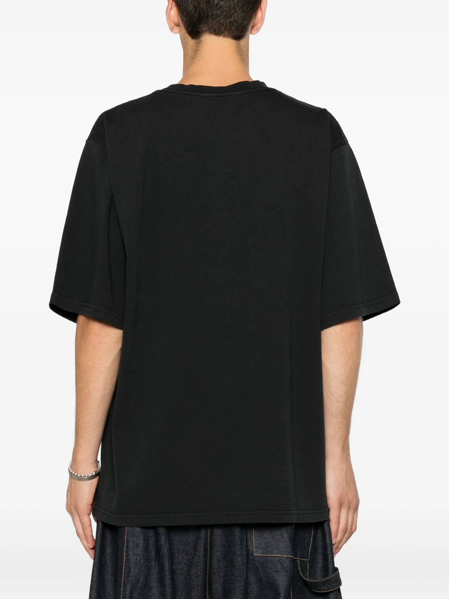 skull-print T-shirt