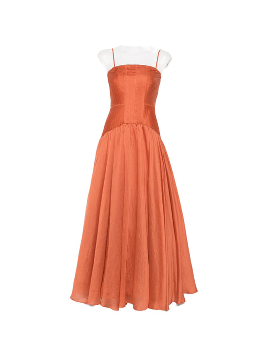 contour pleated gown