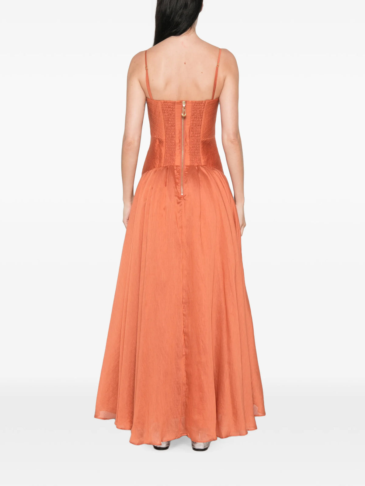 Contour gown