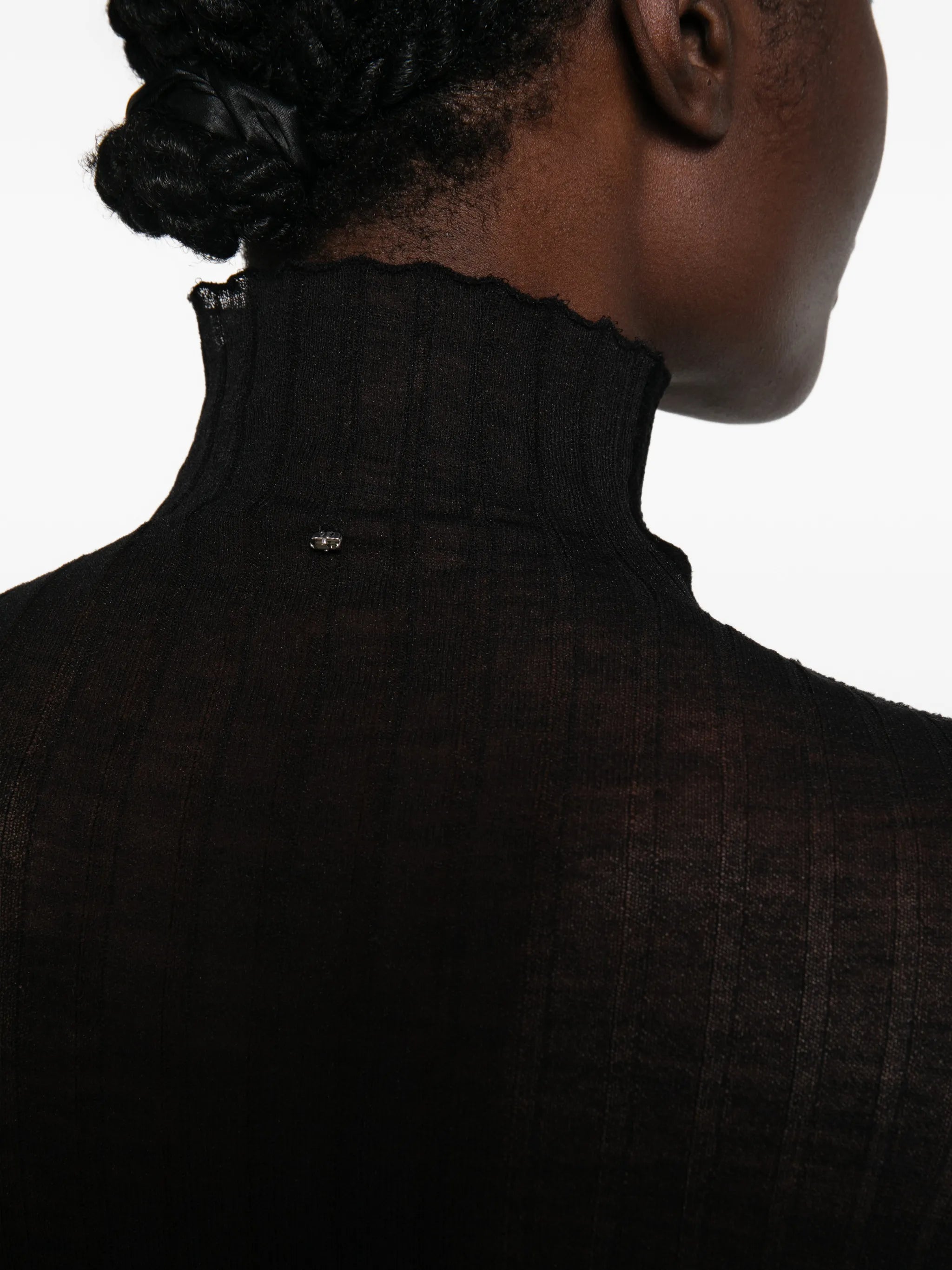 ribbed-knit roll-neck sweater