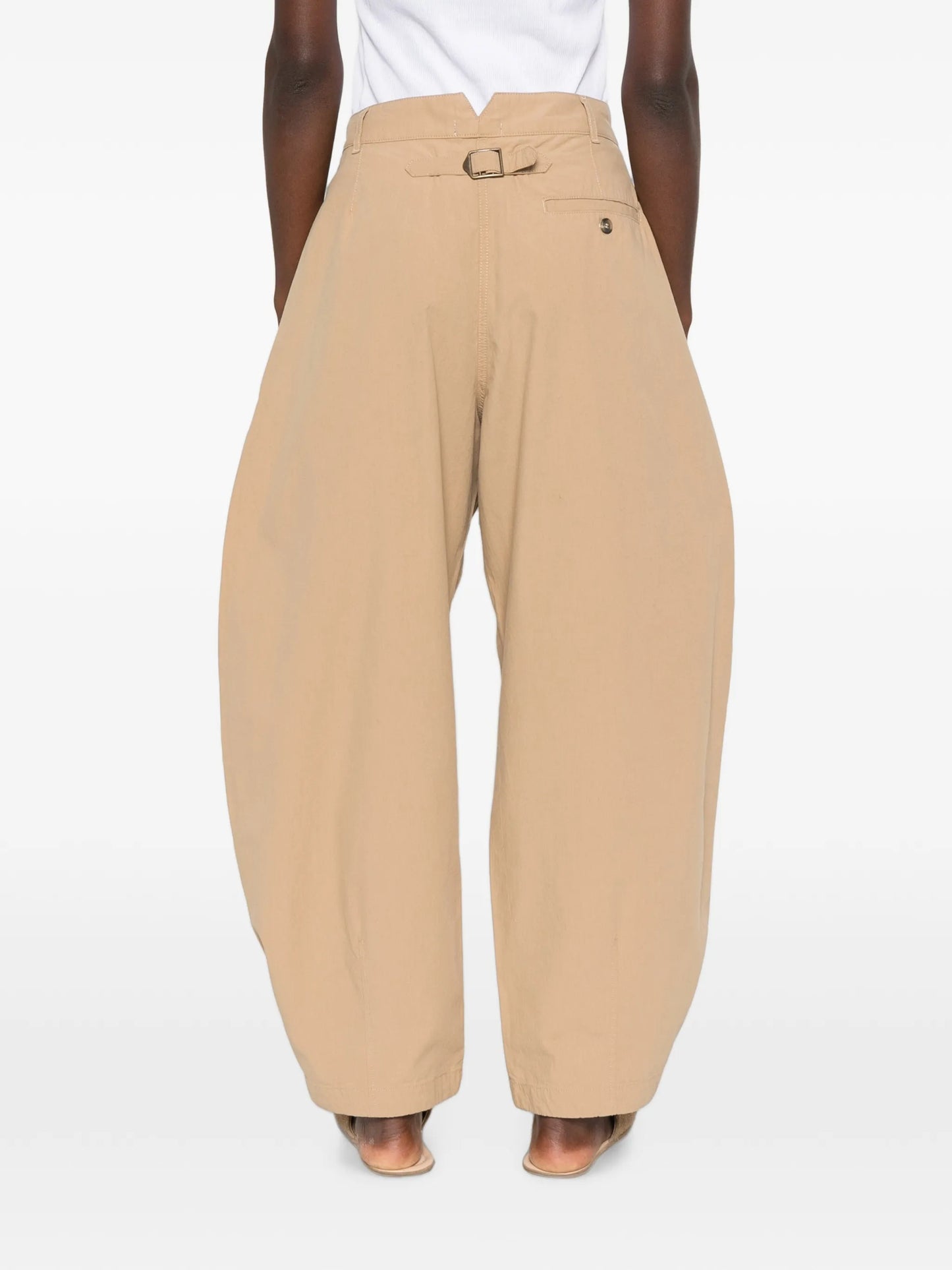 Lambert pleated trousers with a martingale in lightweight cotton