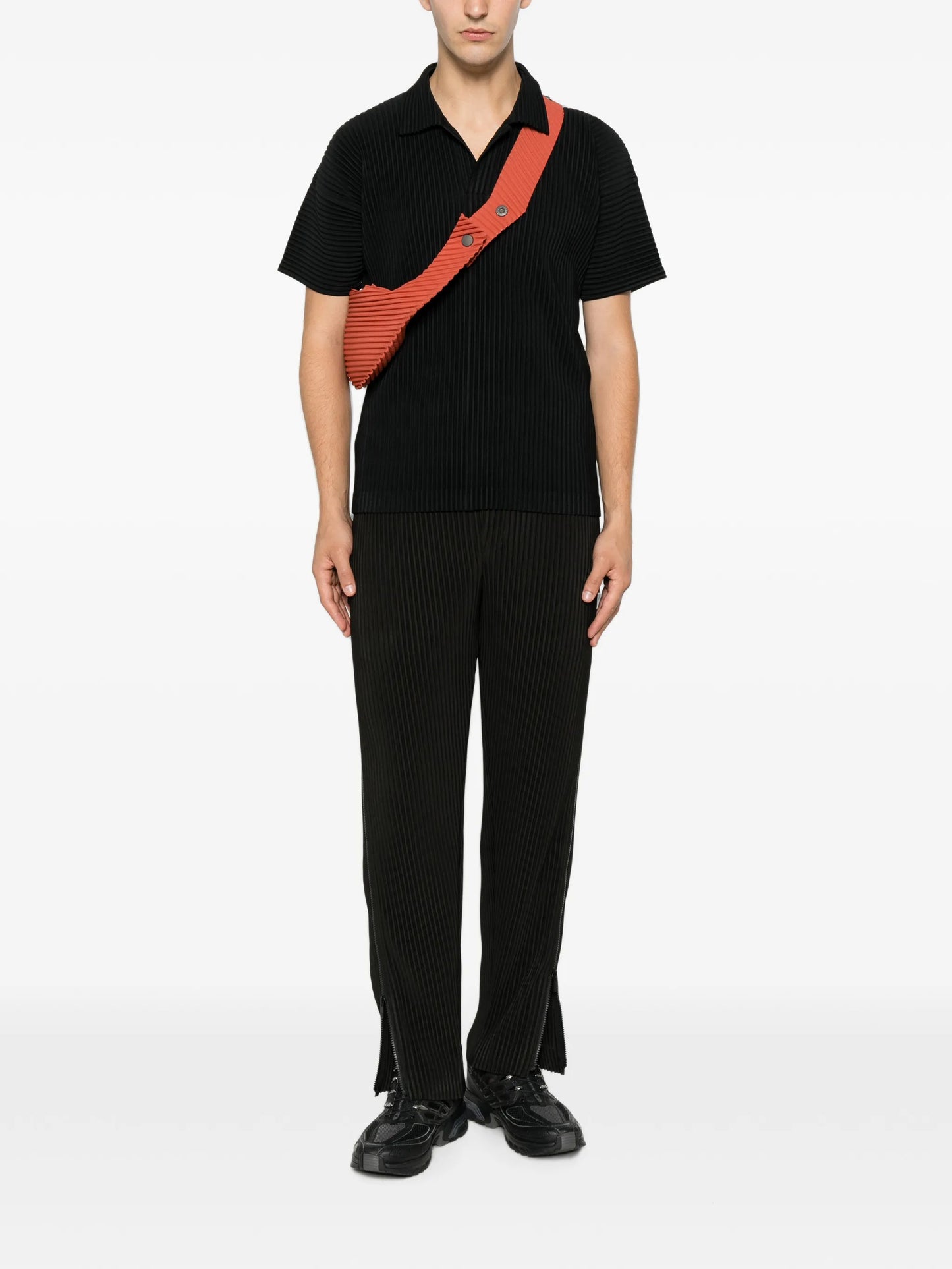 pleated-design zip-detailing trousers