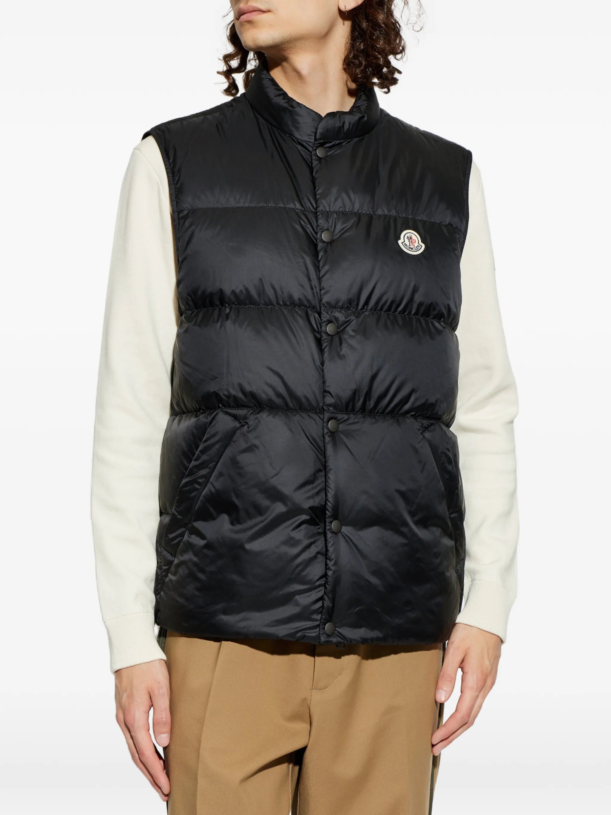 Tuquerouye down vest