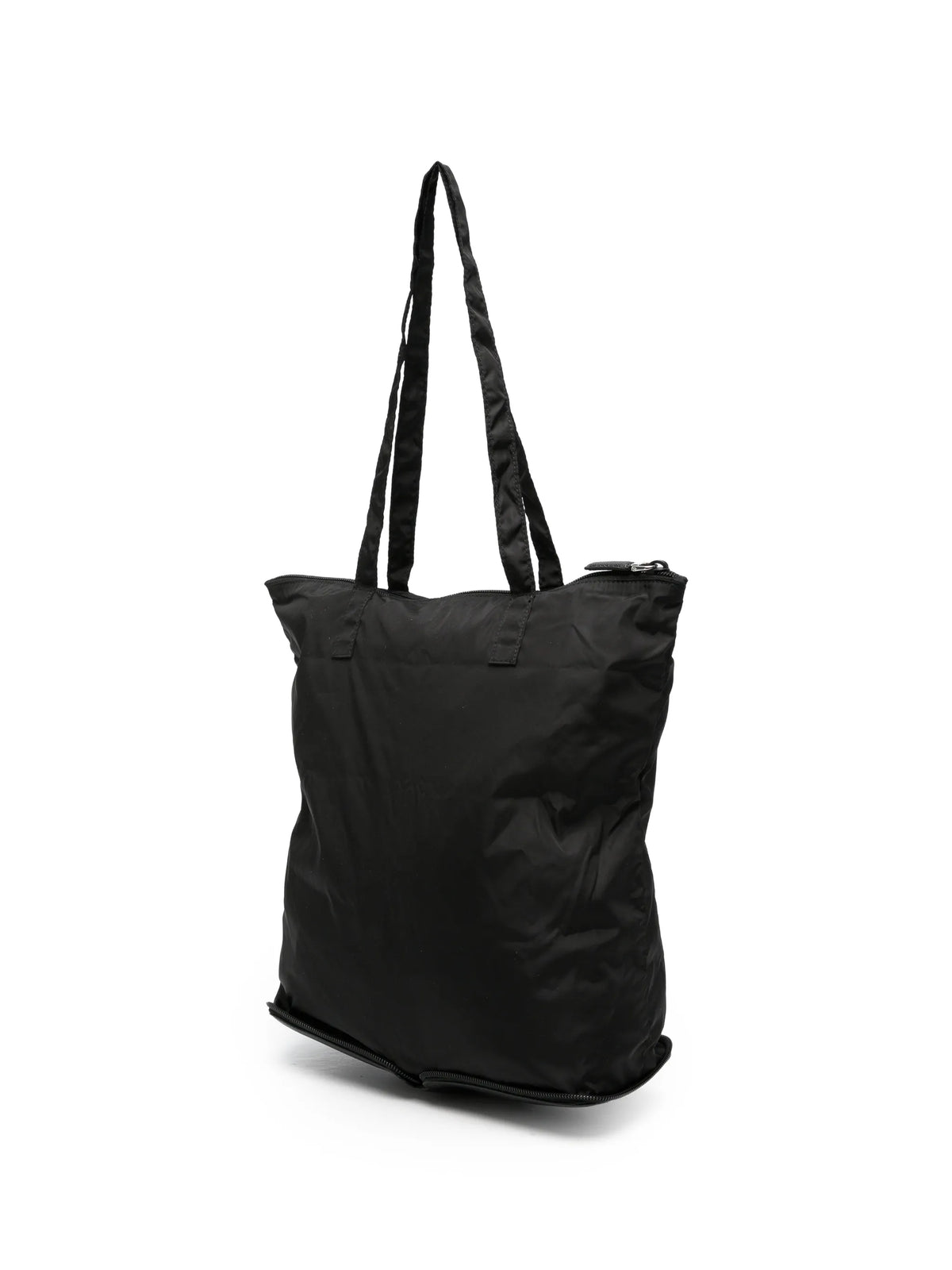 Saffiano leather pendant with Re-Nylon tote bag