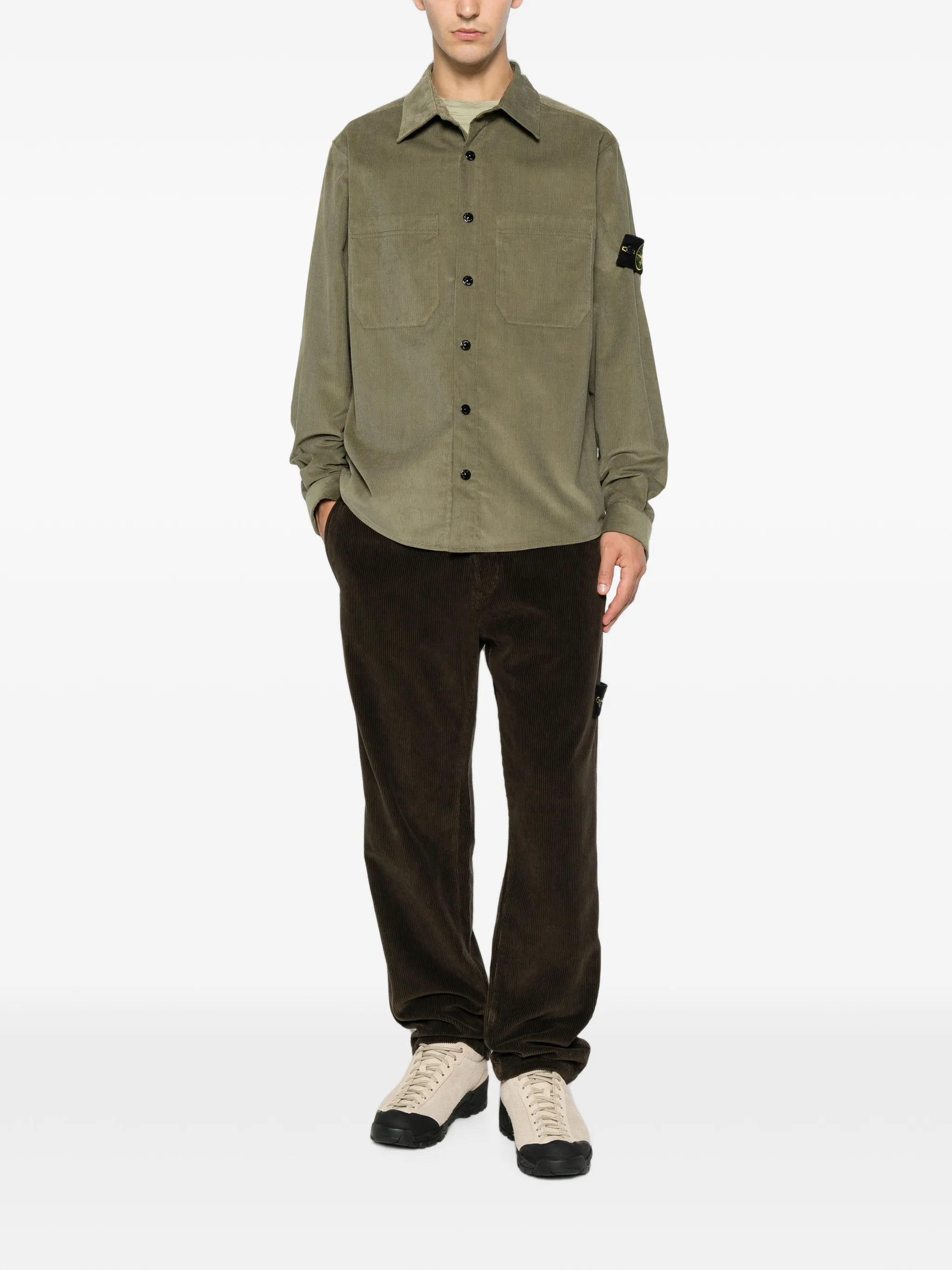 corduroy-texture logo-patch shirt