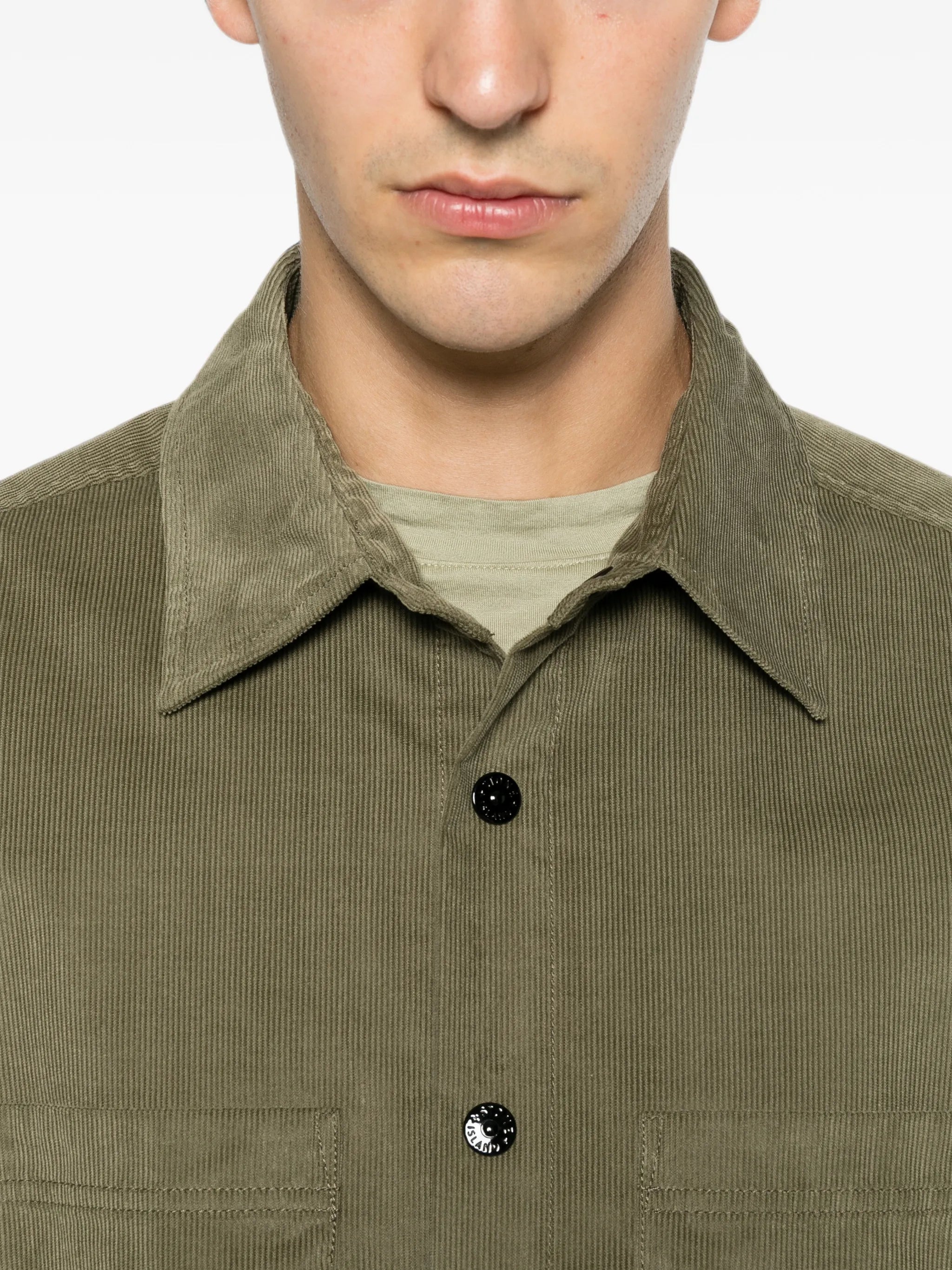 corduroy-texture logo-patch shirt