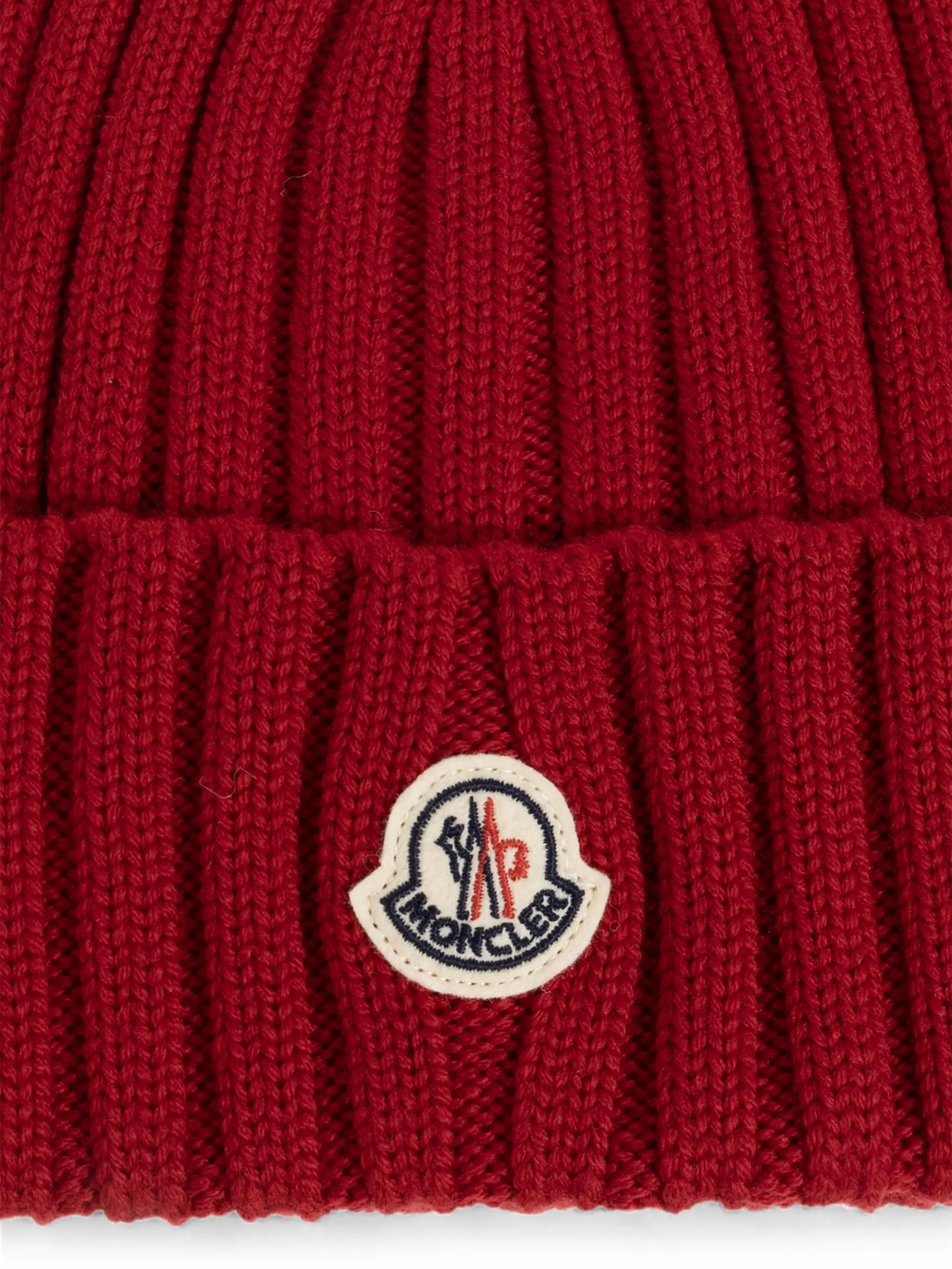logo-patch ribbed-knit beanie hat