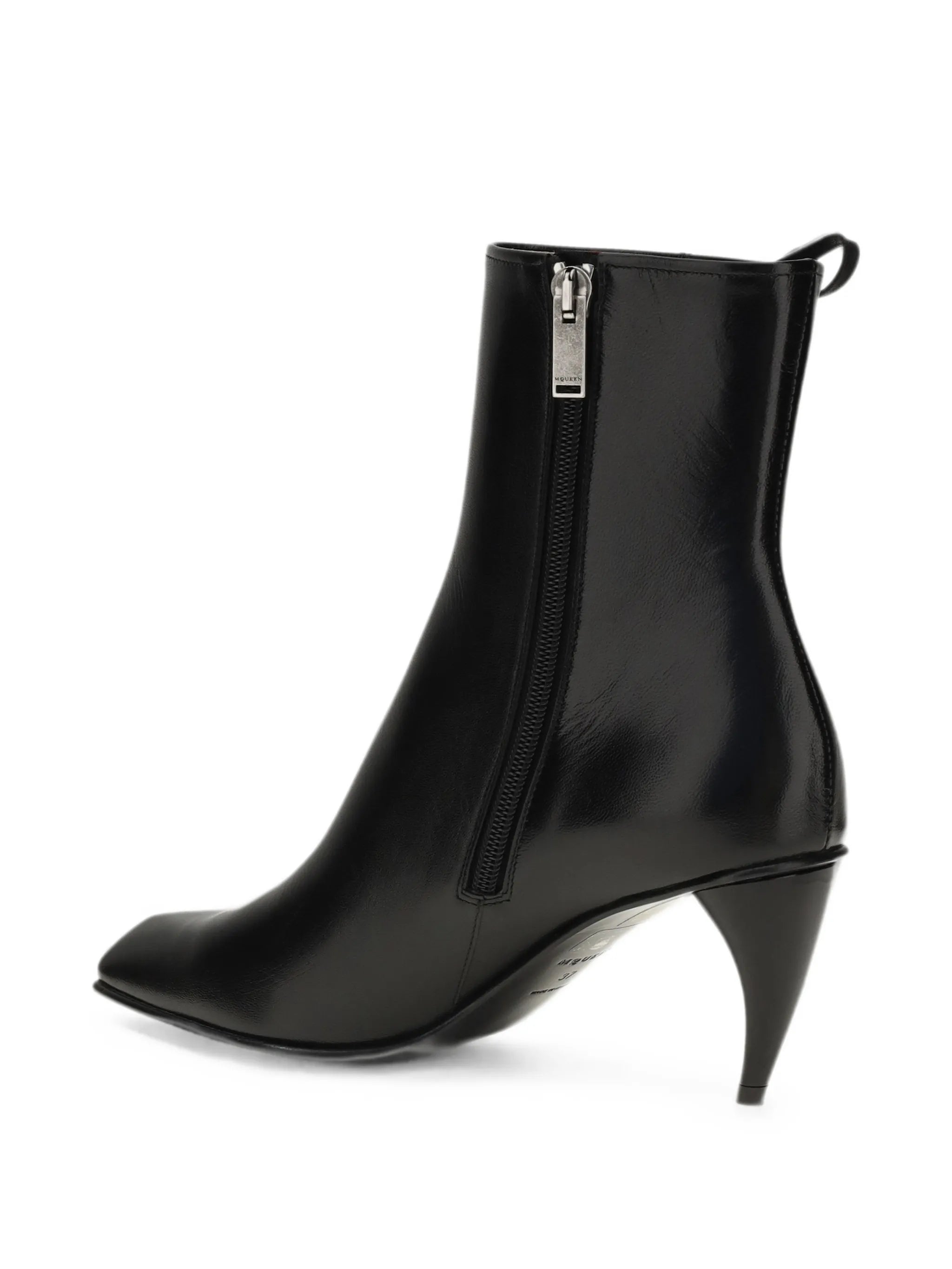 lace-up leather ankle boots