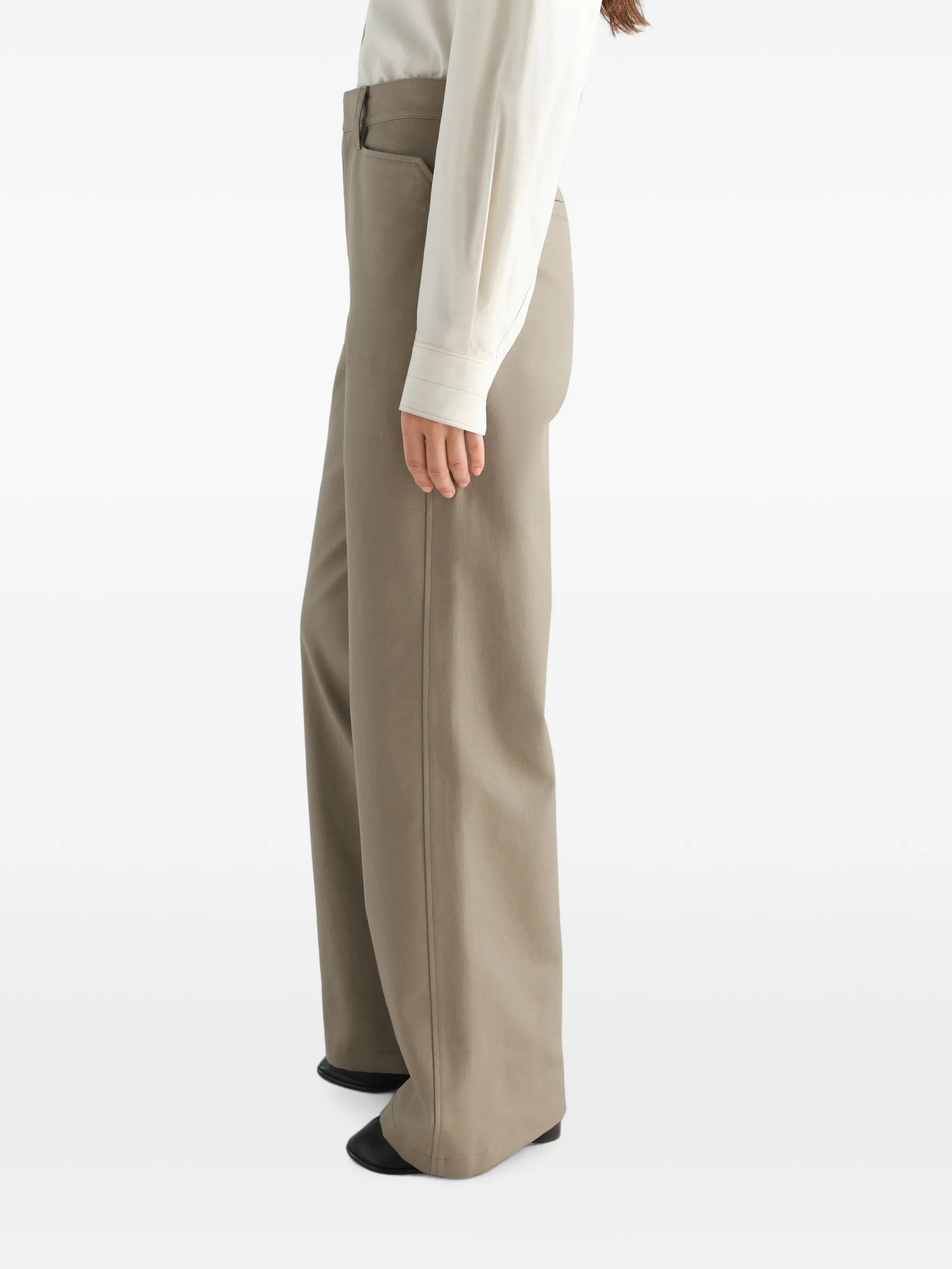 straight pants in heavy cotton twill