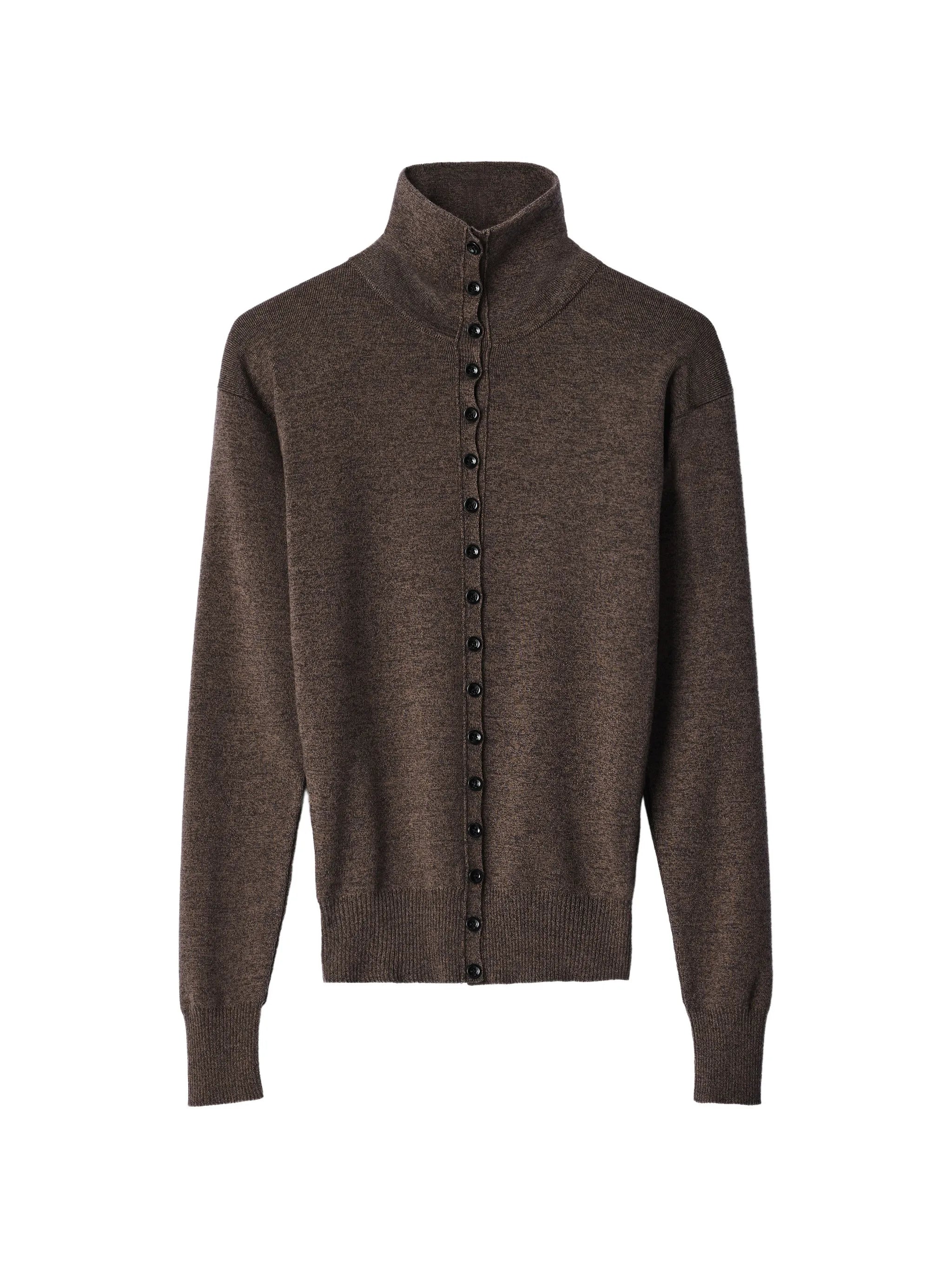 buttoned top in fine wool