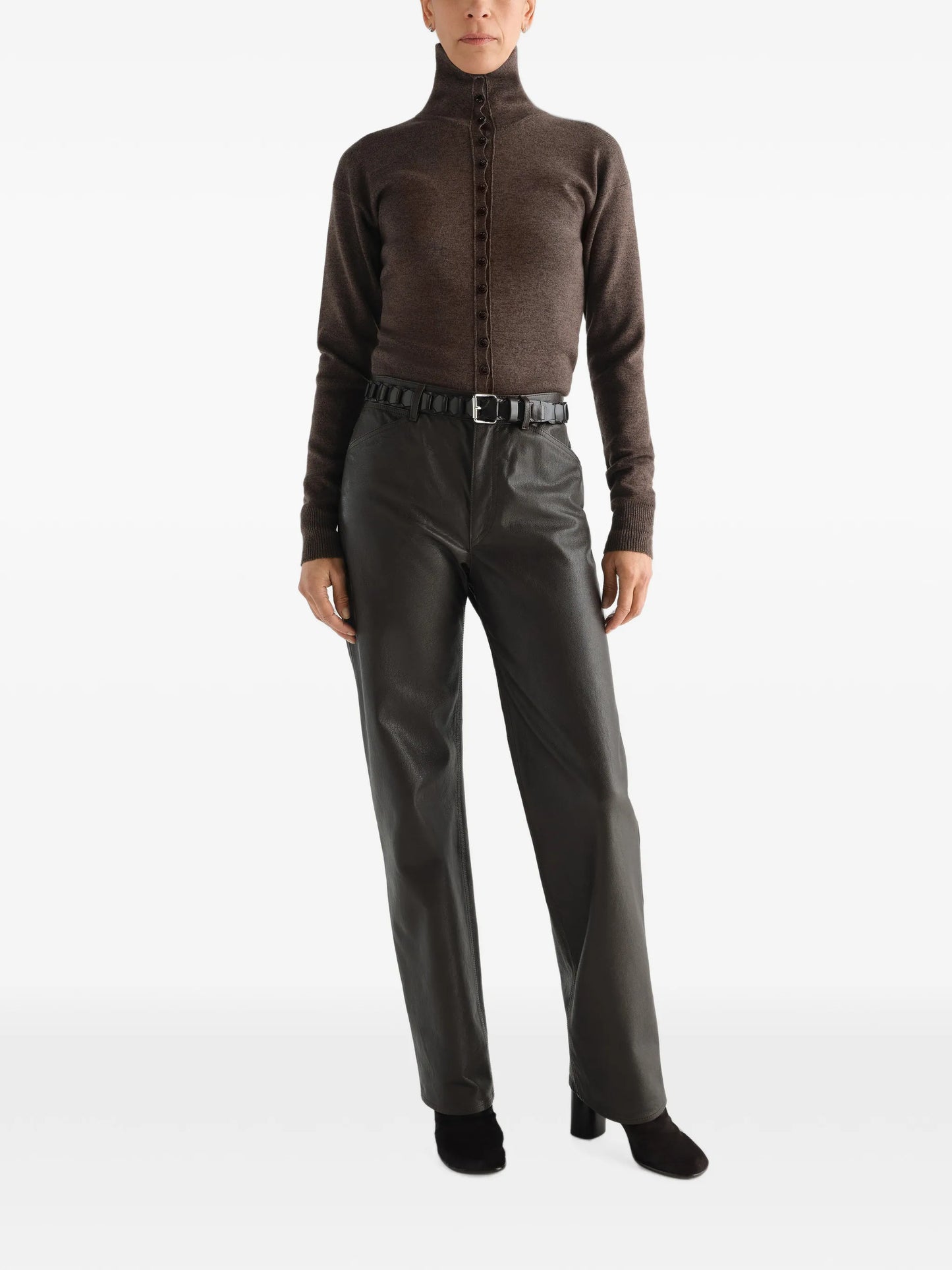 buttoned top in fine wool