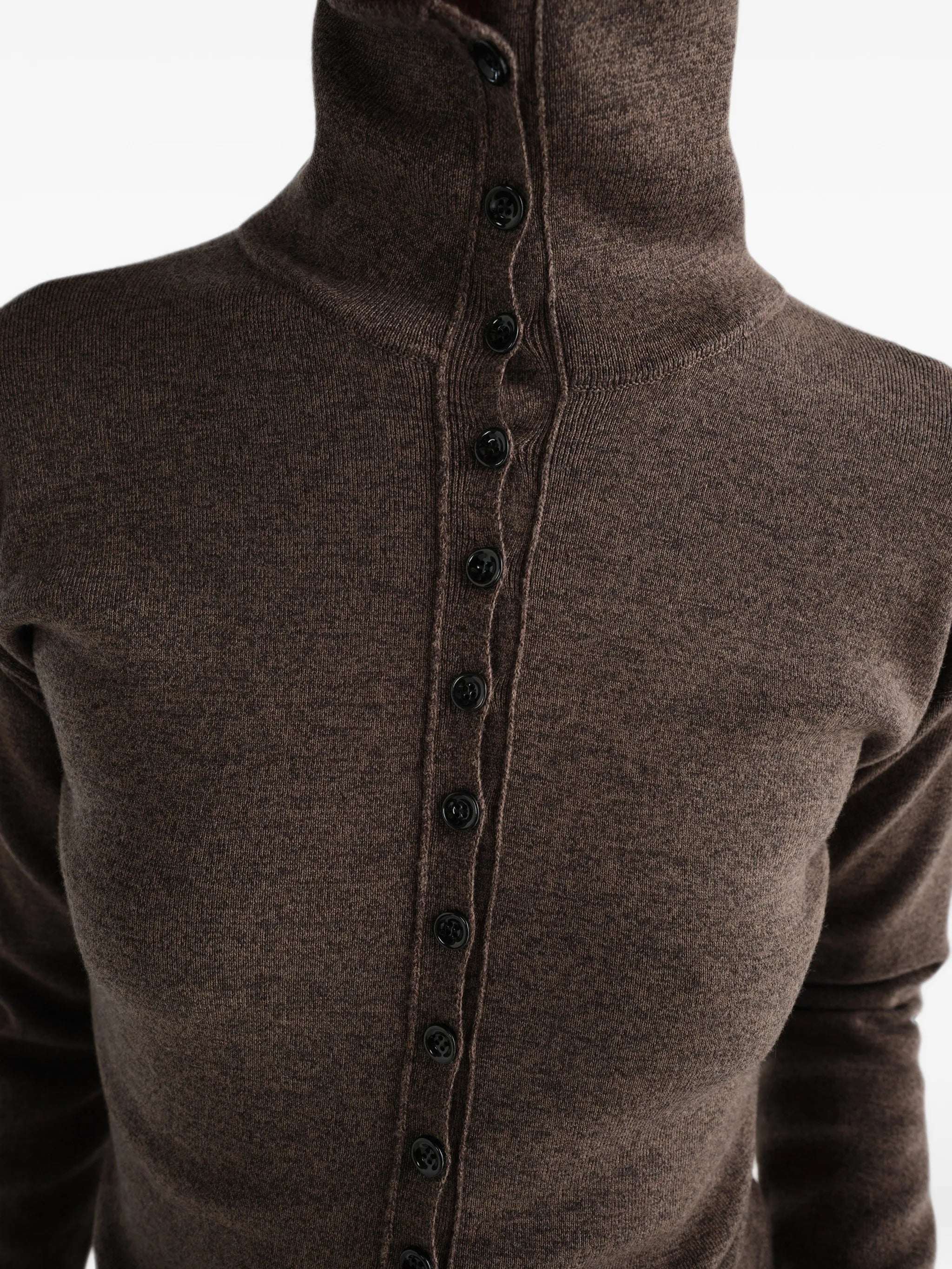 buttoned top in fine wool