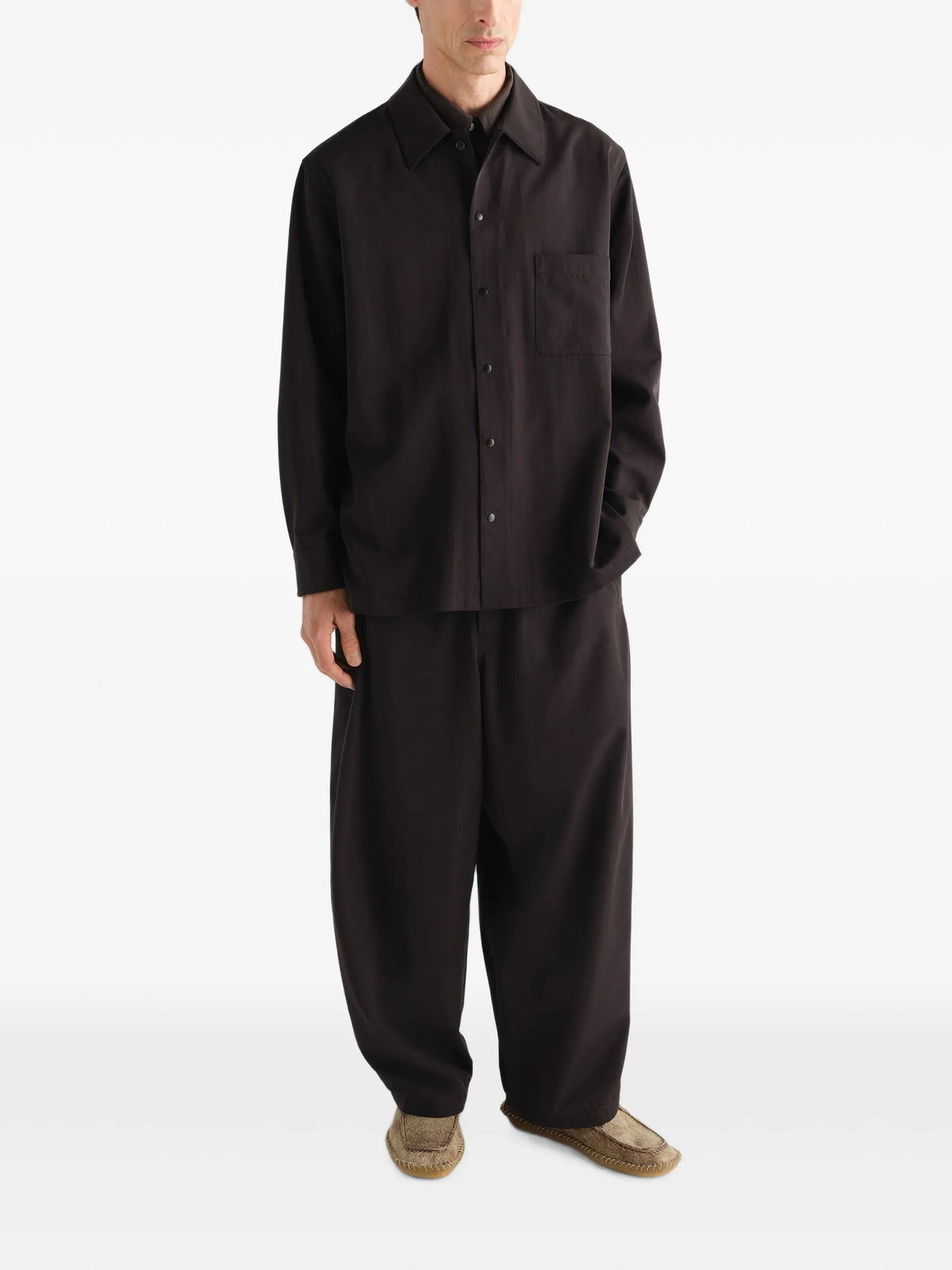 jogger pants in wool gabardine