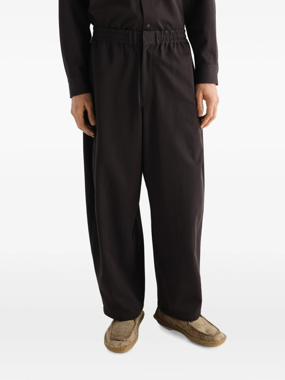 jogger pants in wool gabardine