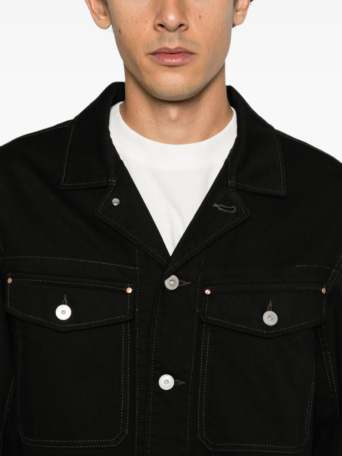 trucker jacket in heavy denim