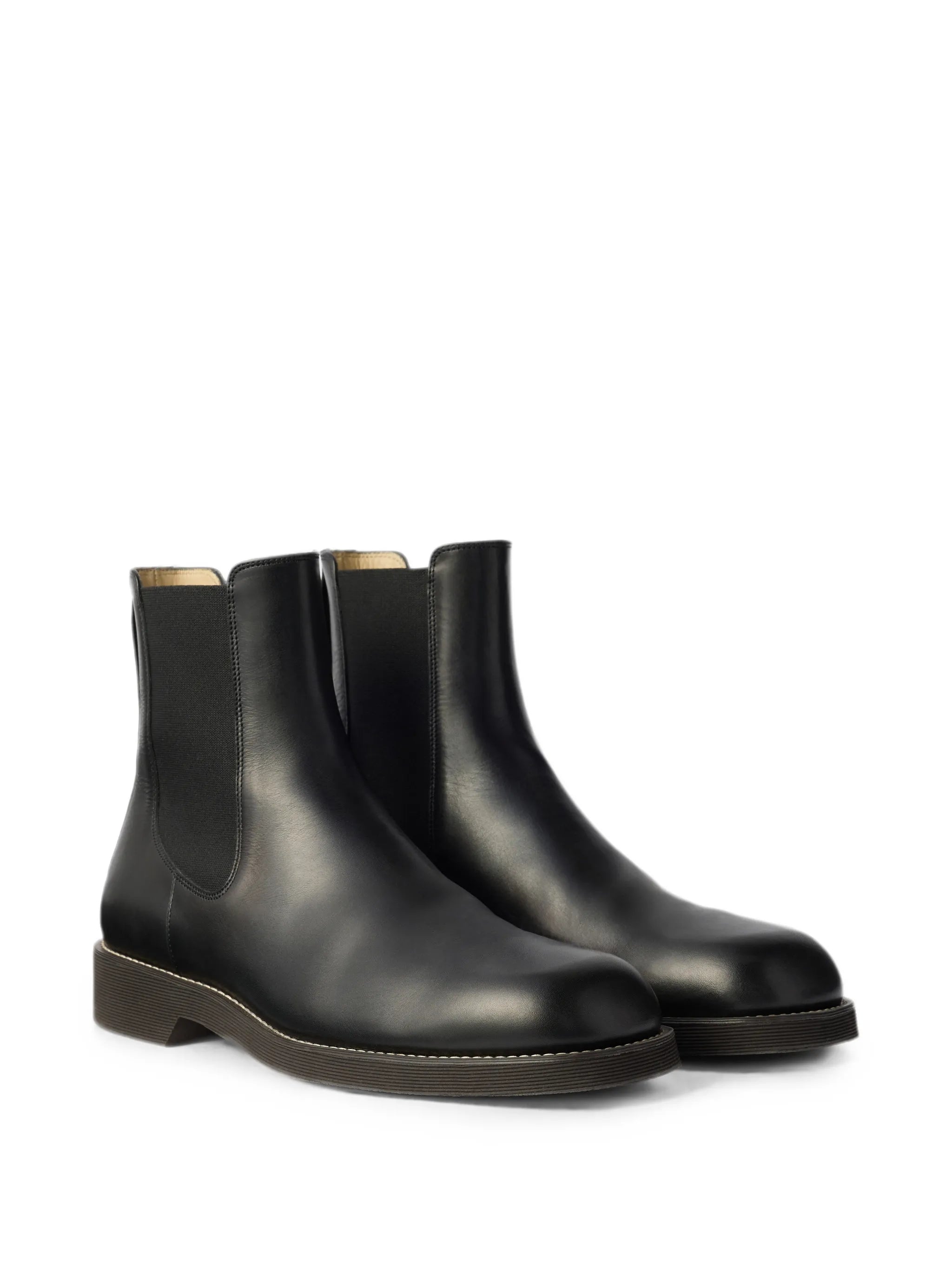 Chelsea ankle boots in shiny vegetable-tanned leather