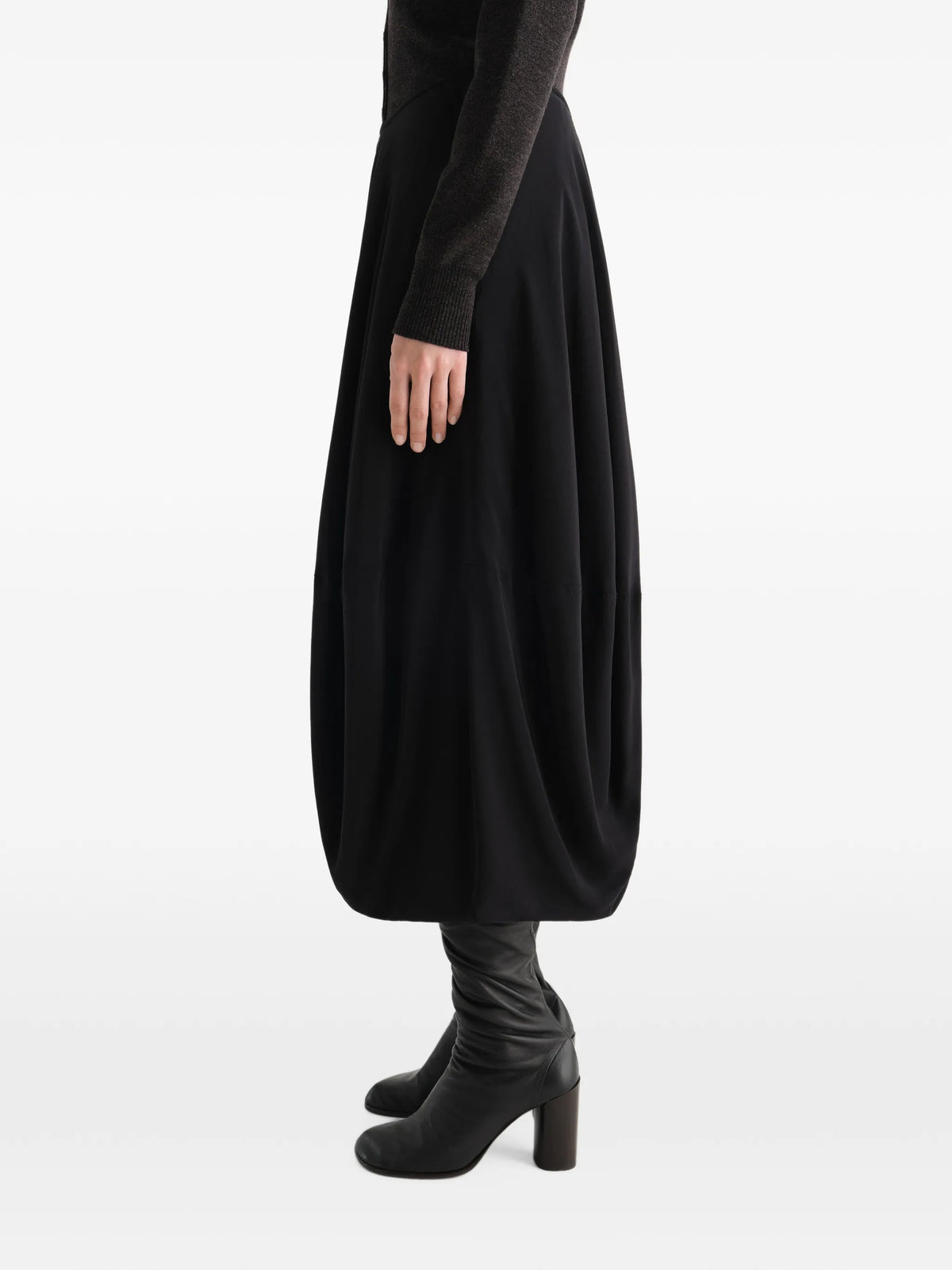 balloon skirt in silk crepe de Chine
