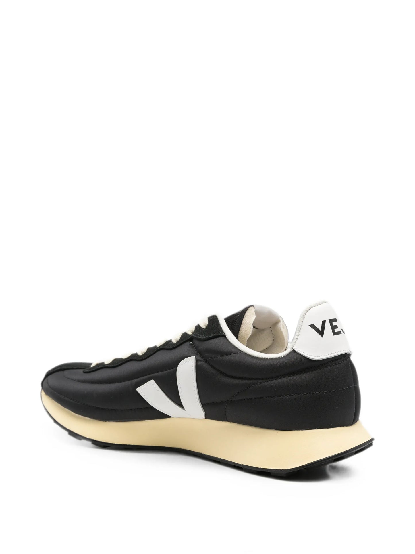 Belem logo-patch panelled sneakers