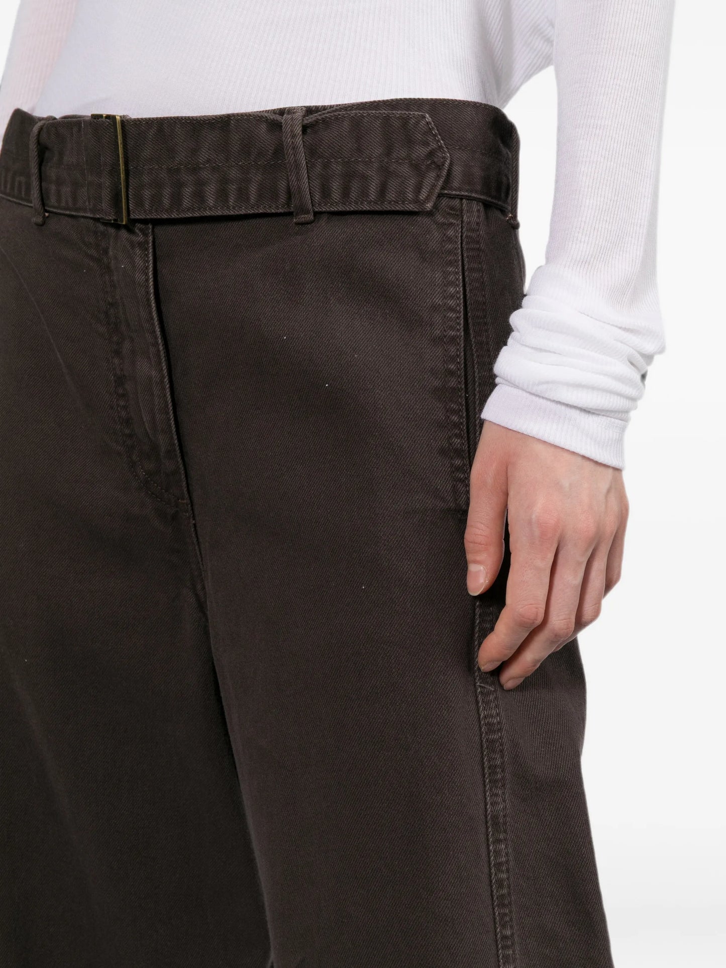 Low-rise belted jeans