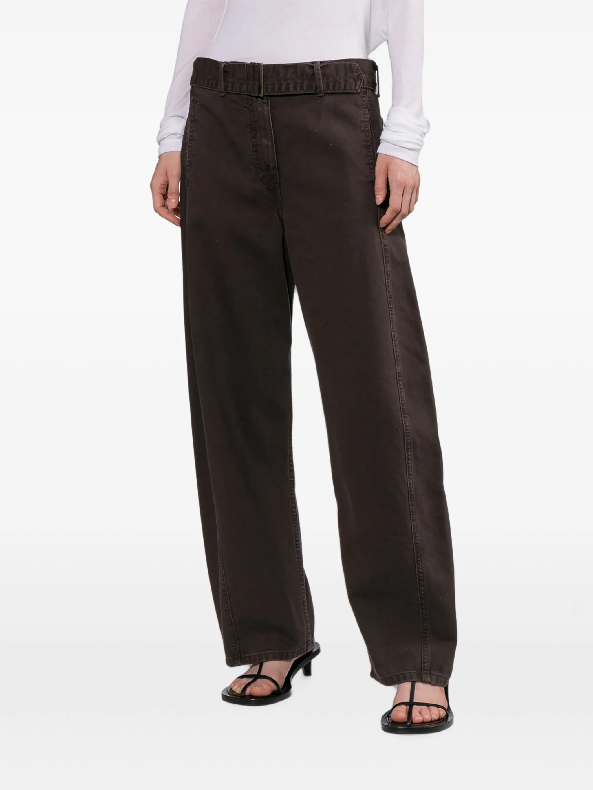 Low-rise belted jeans