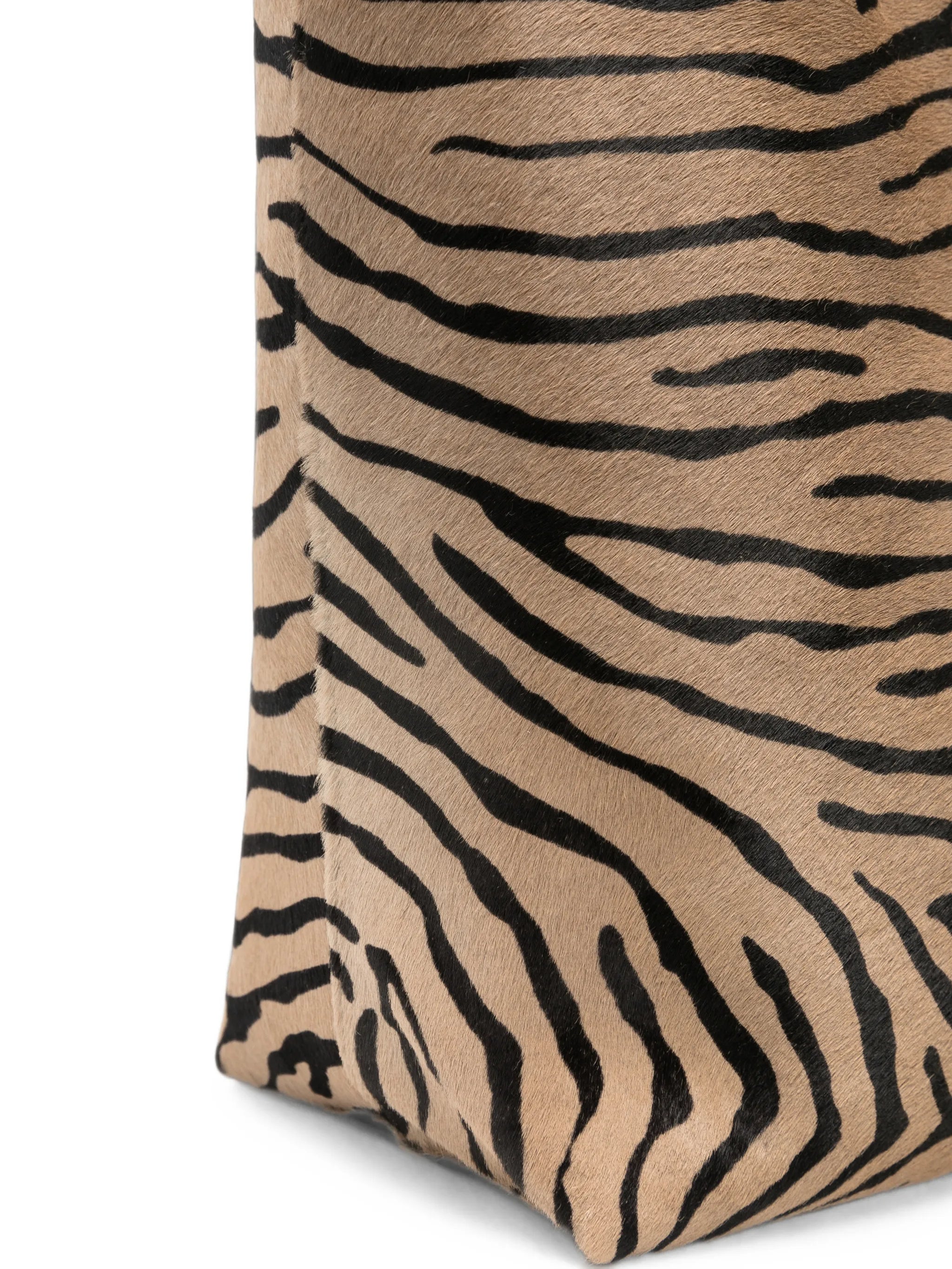 tiger-print shoulder bag