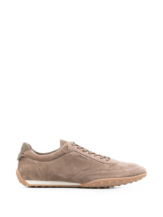 sneakers in suede