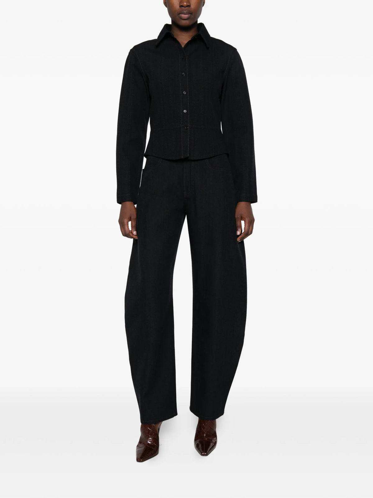 round-leg jeans