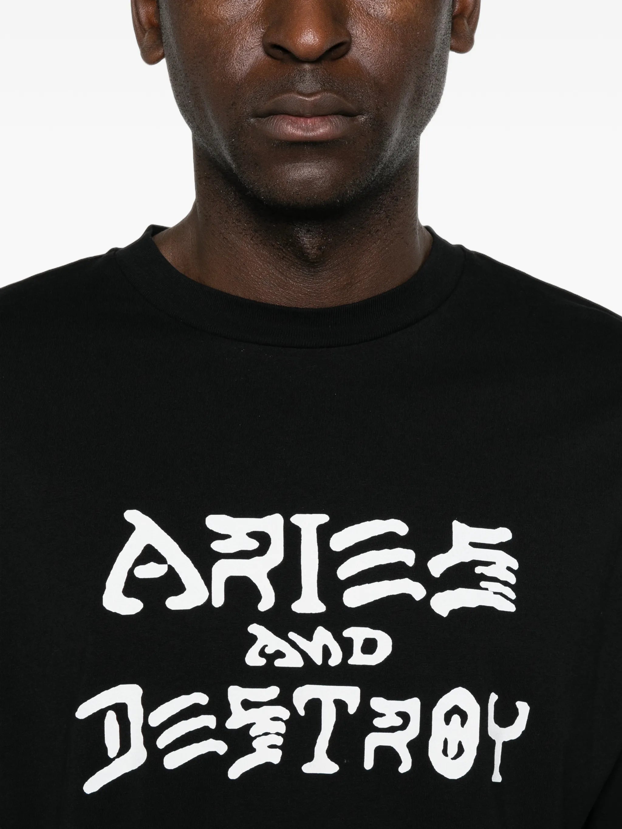 long-sleeve slogan-print T-shirt
