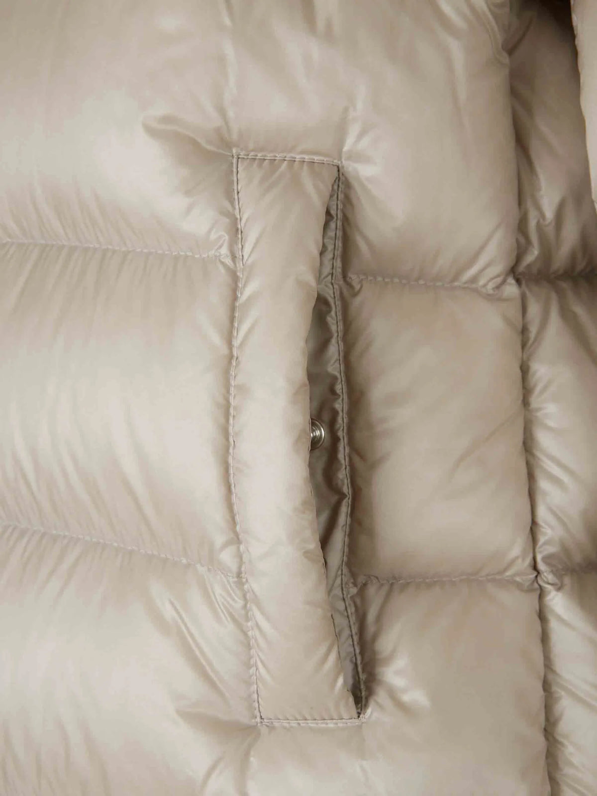 Suyenne hooded mid-length down jacket