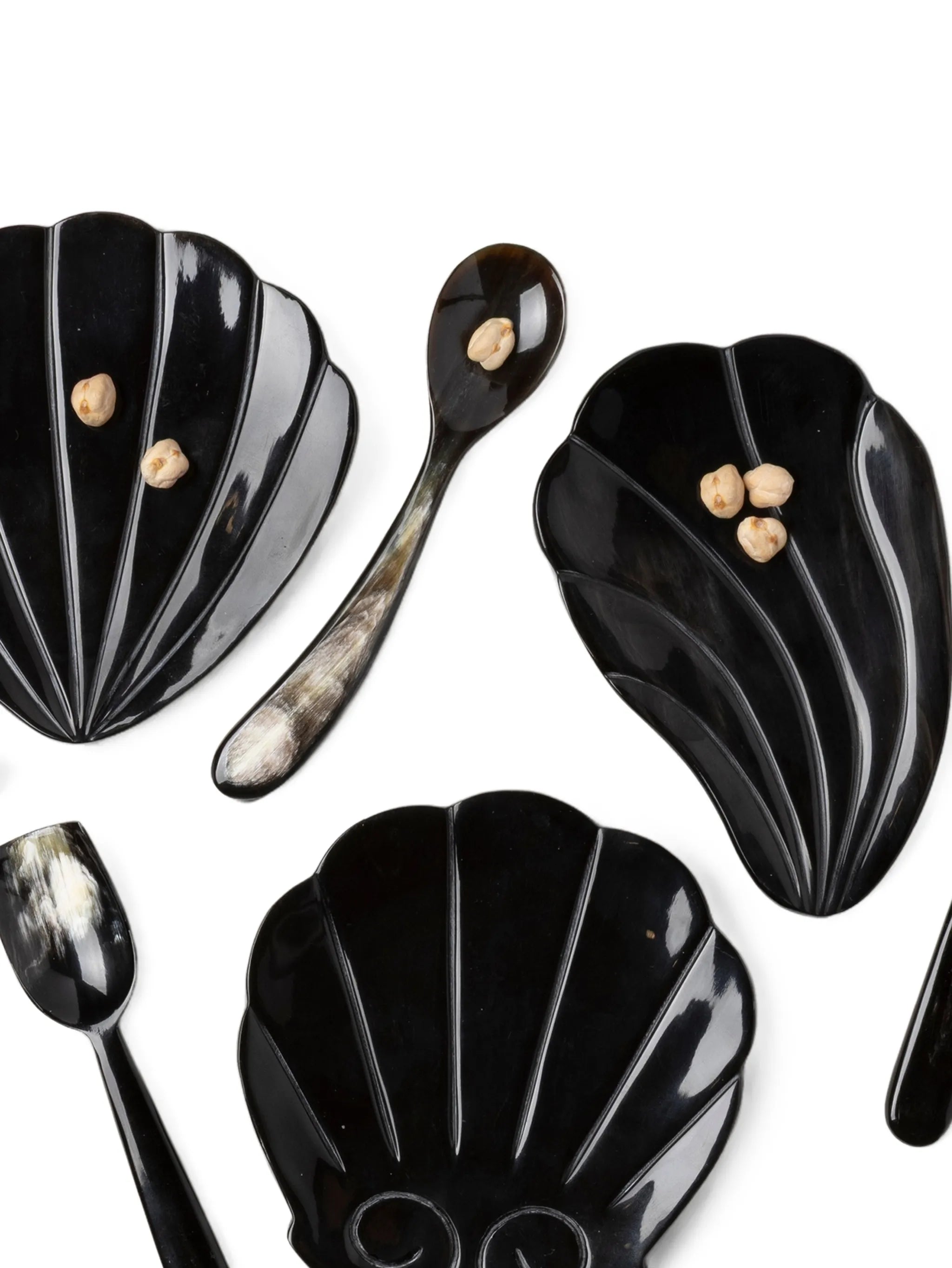 shell dish and spoon set