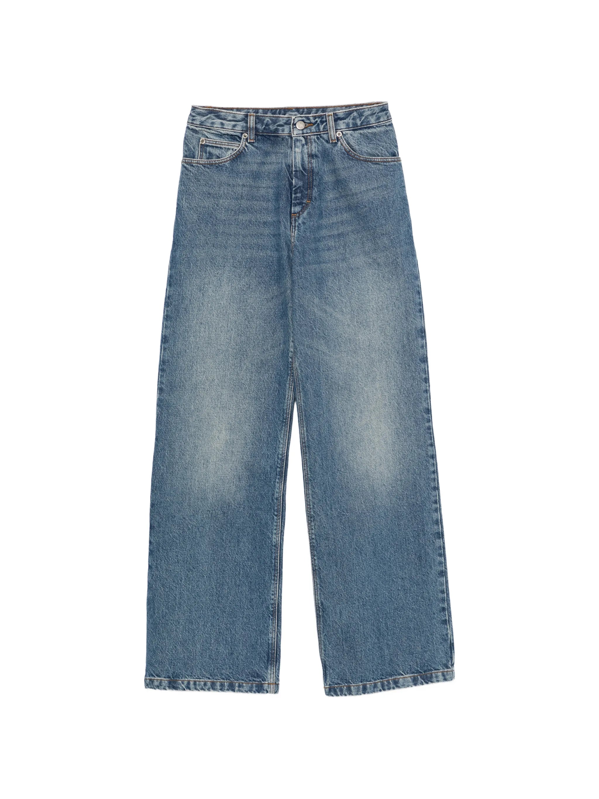wide-leg jeans