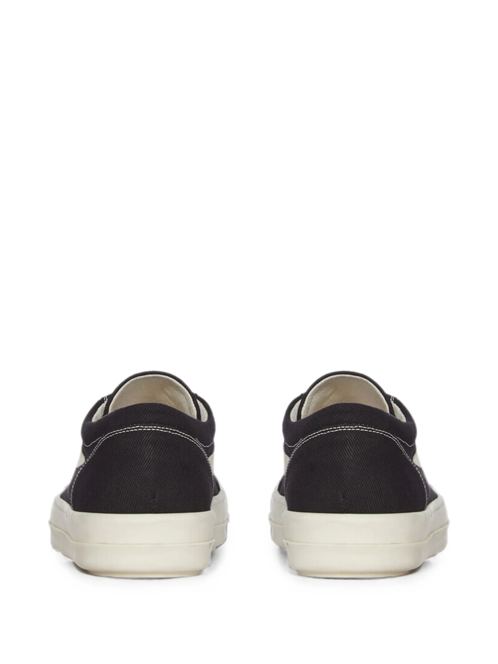 Vintage low-top lace-up sneakers