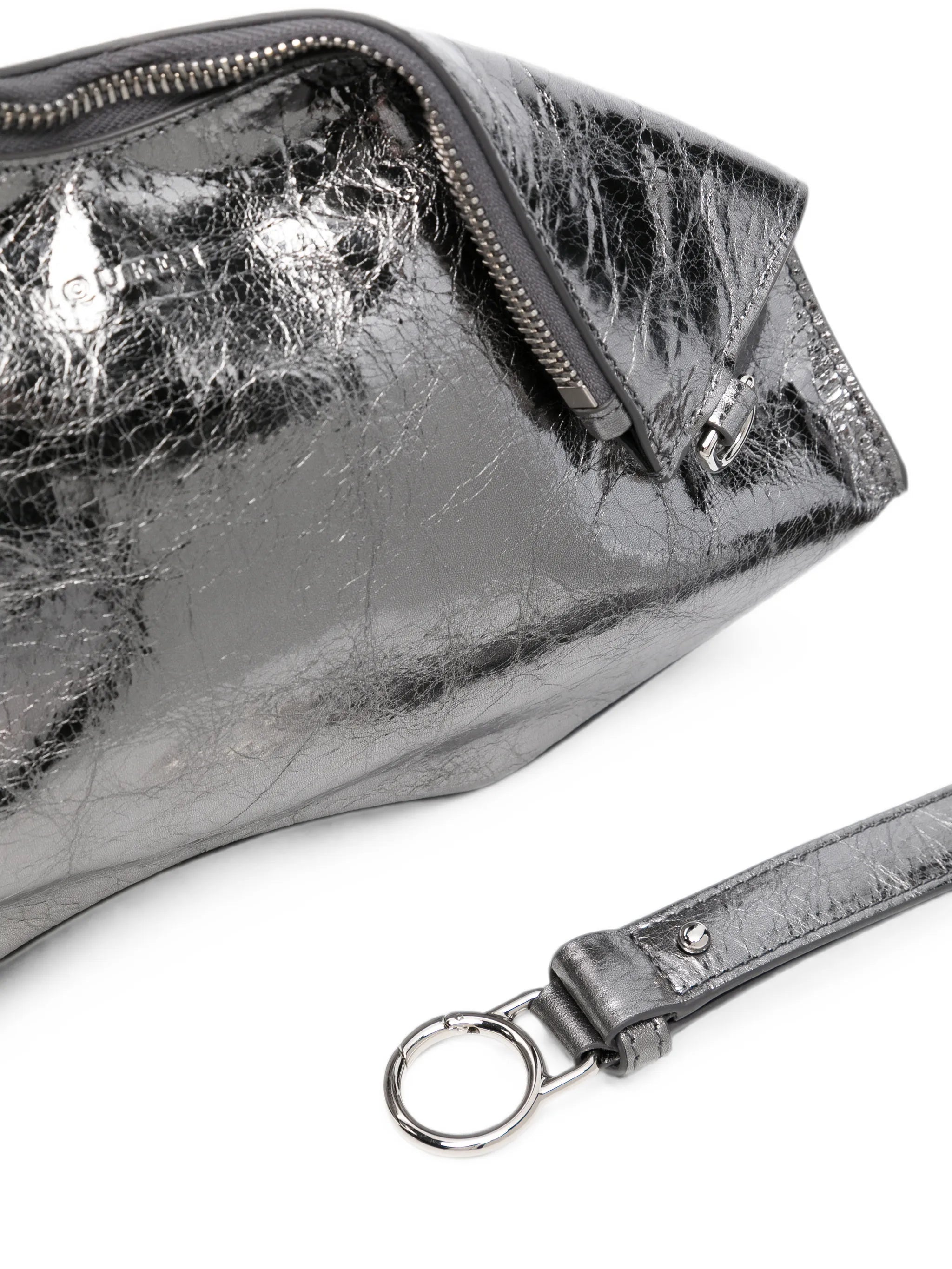 Manta clutch in dark silver