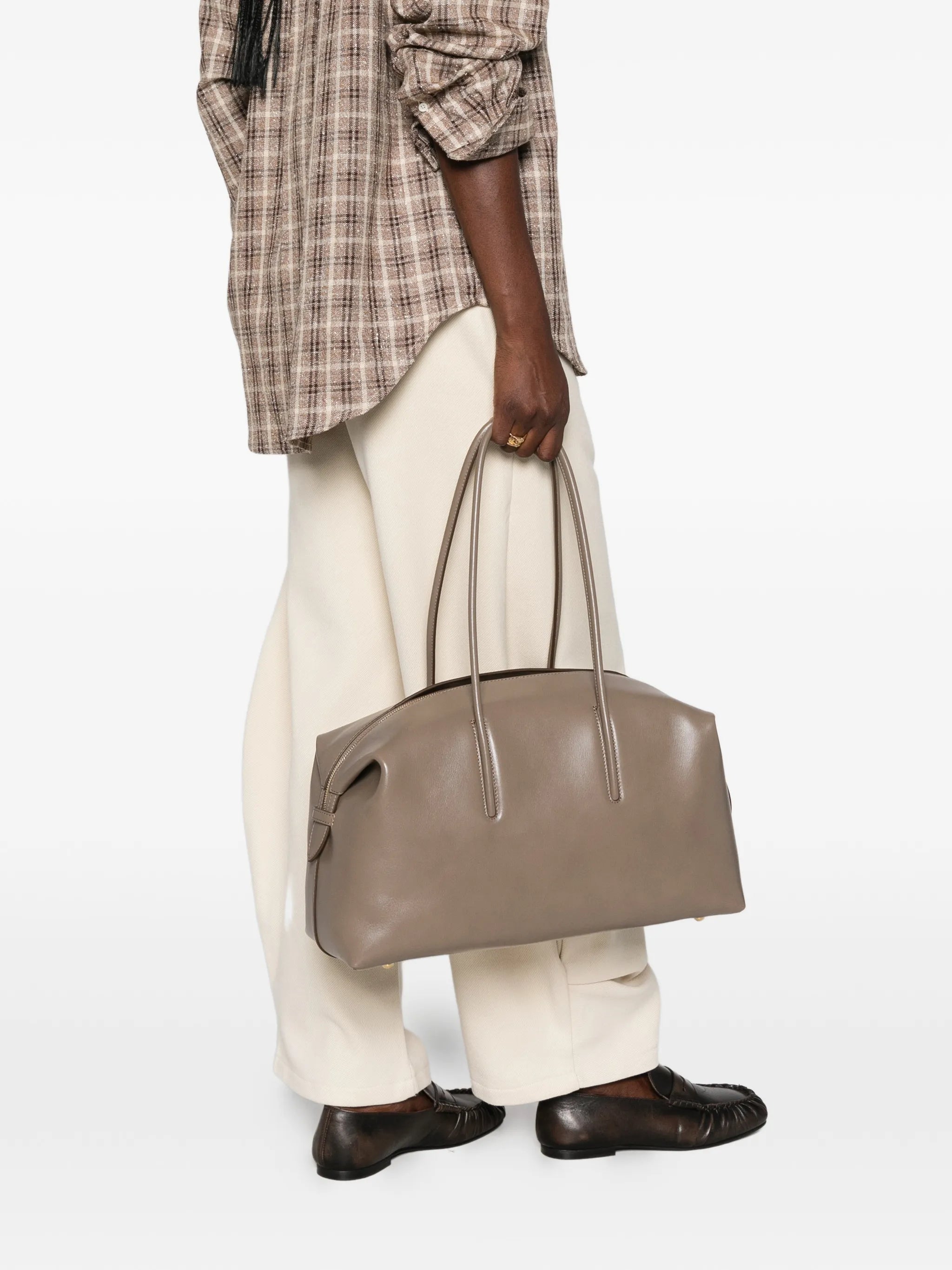 Stockholm grained leather shoulder bag