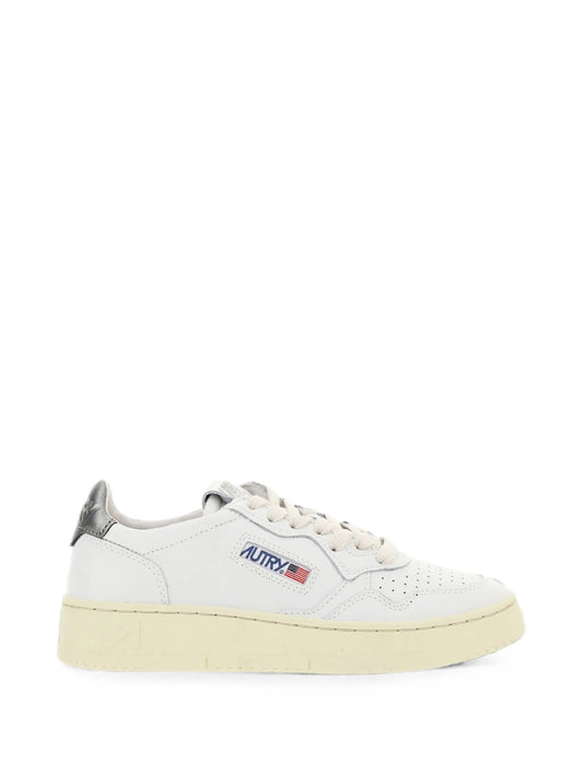 Medalist low sneakers in white and silver leather