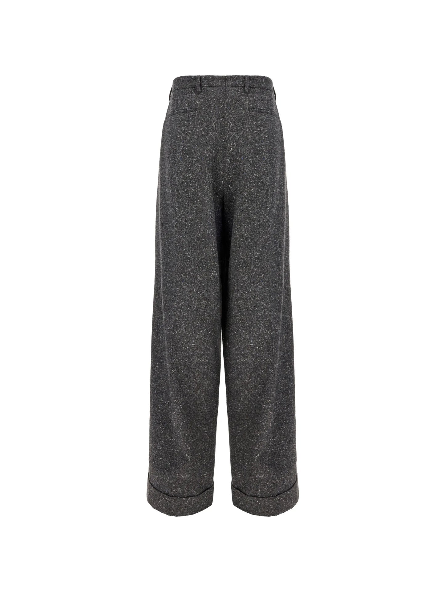 pleated trousers