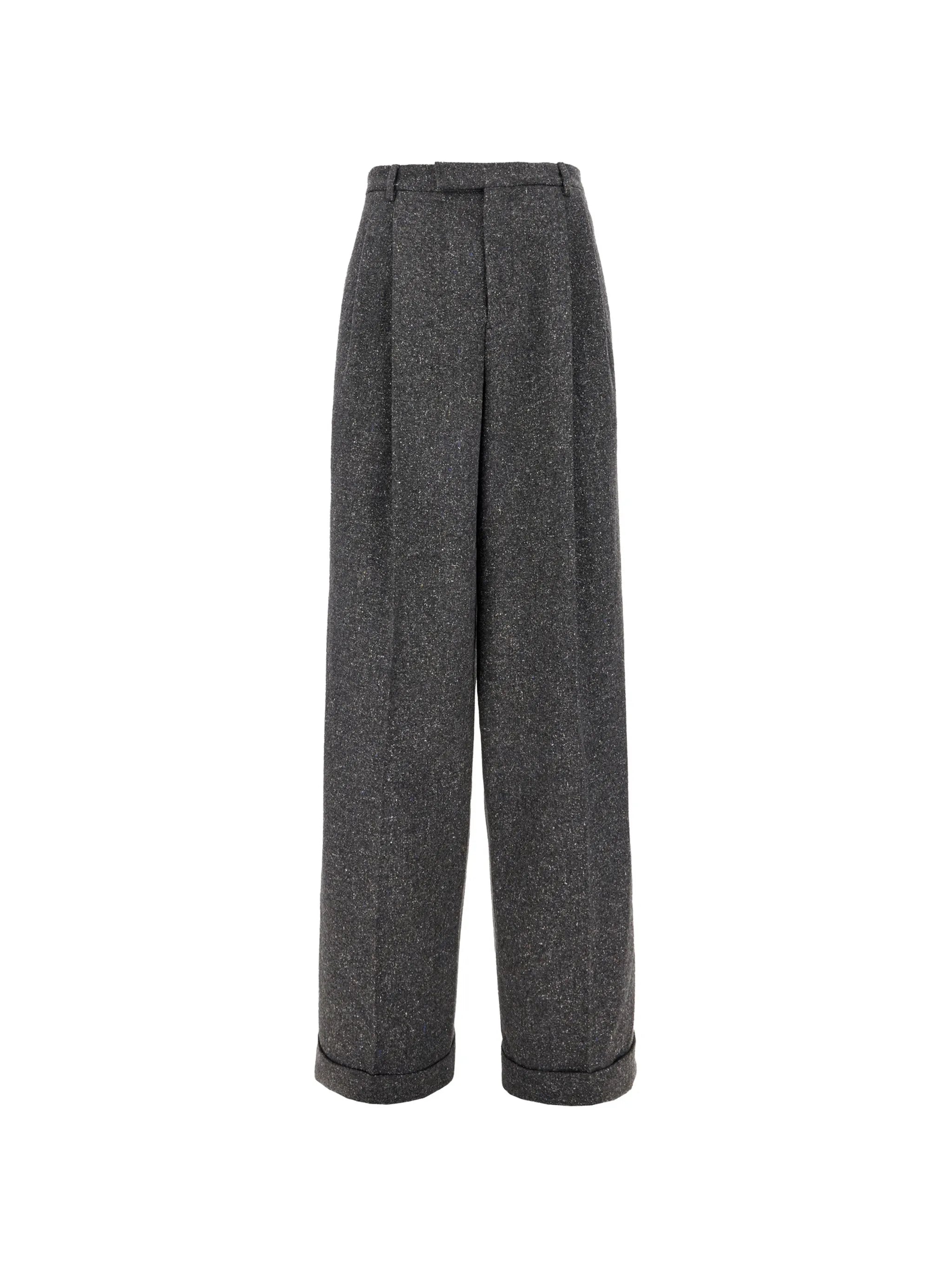 pleated trousers