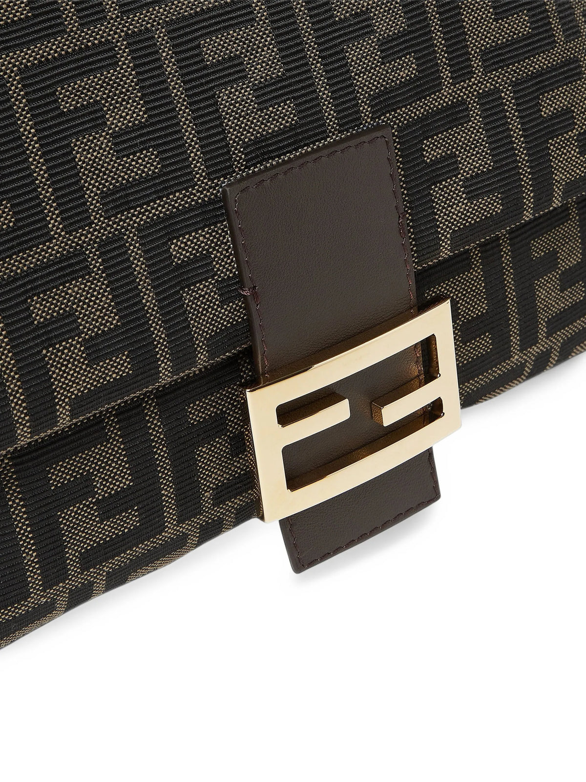 Flap 26325 shoulder bag