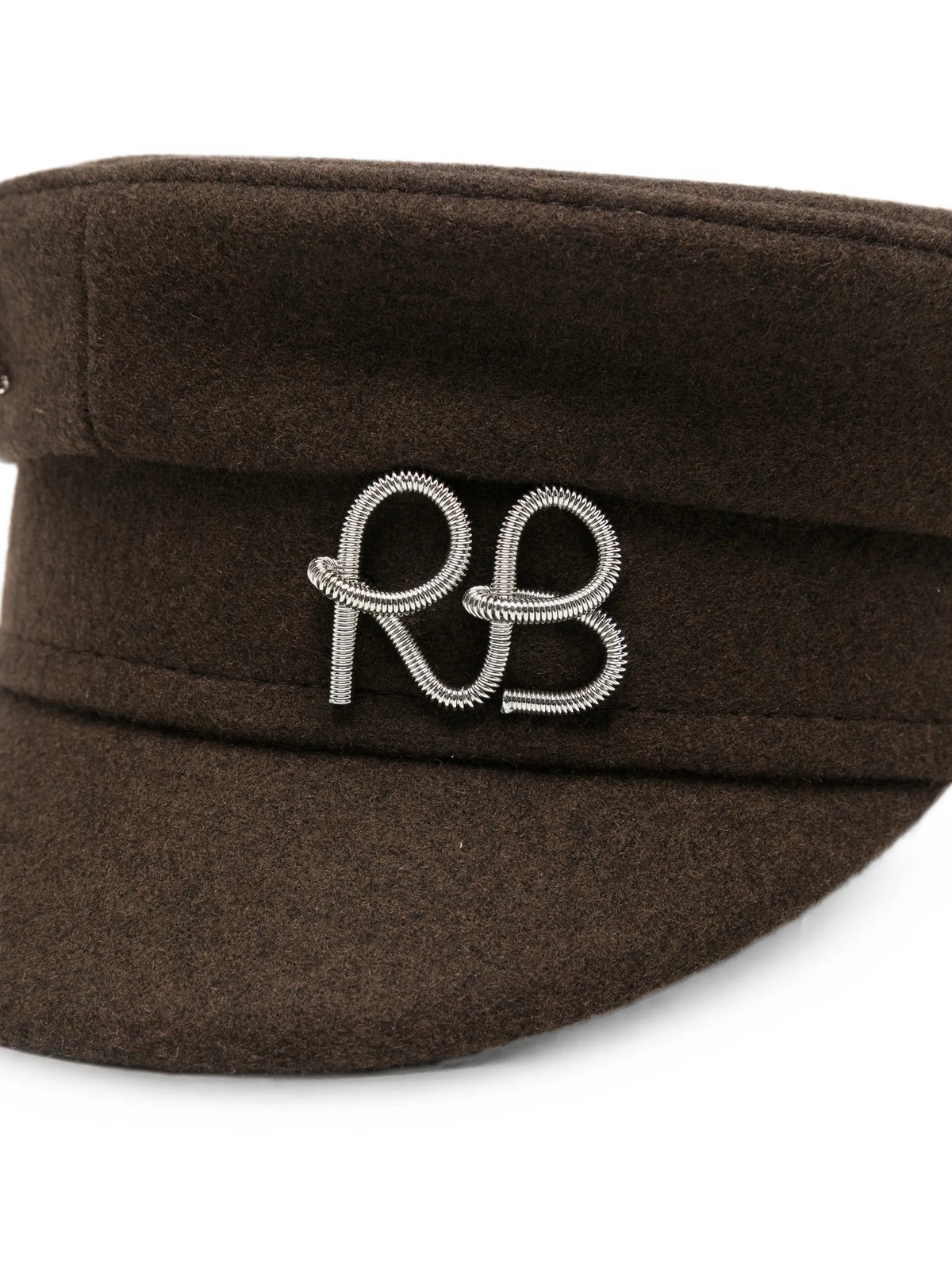 logo-embellished cap