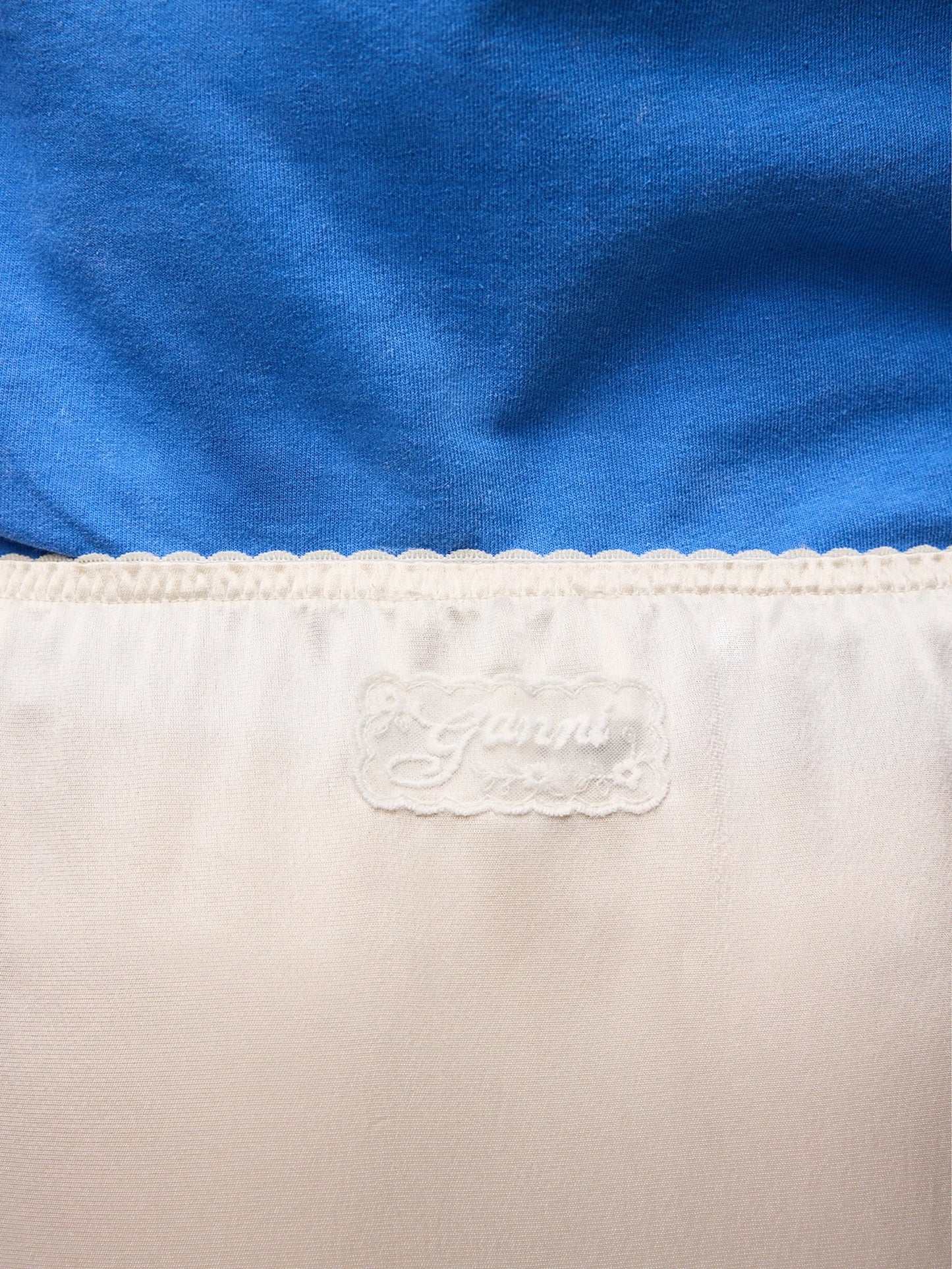 skirt in frill satin