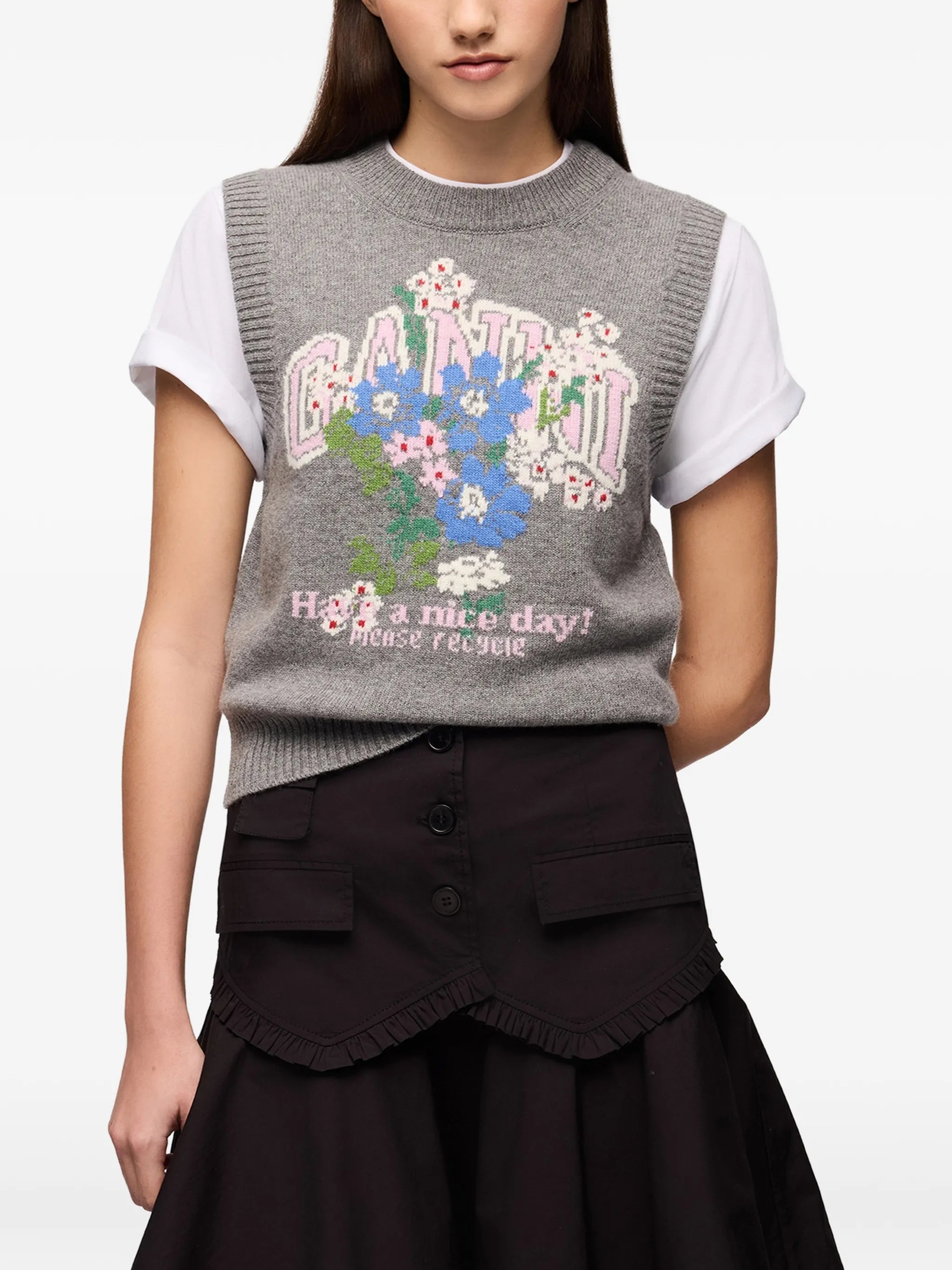 vest with flowers