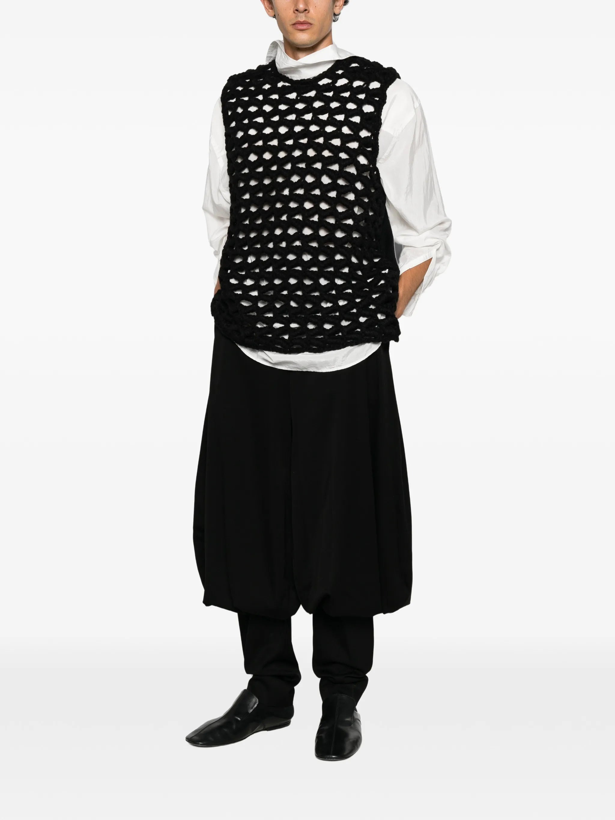 crew-neck vest