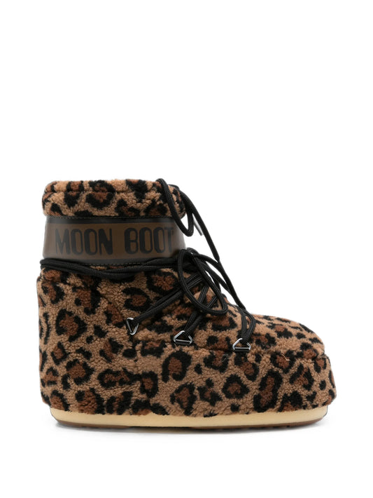 leopard-pattern boots