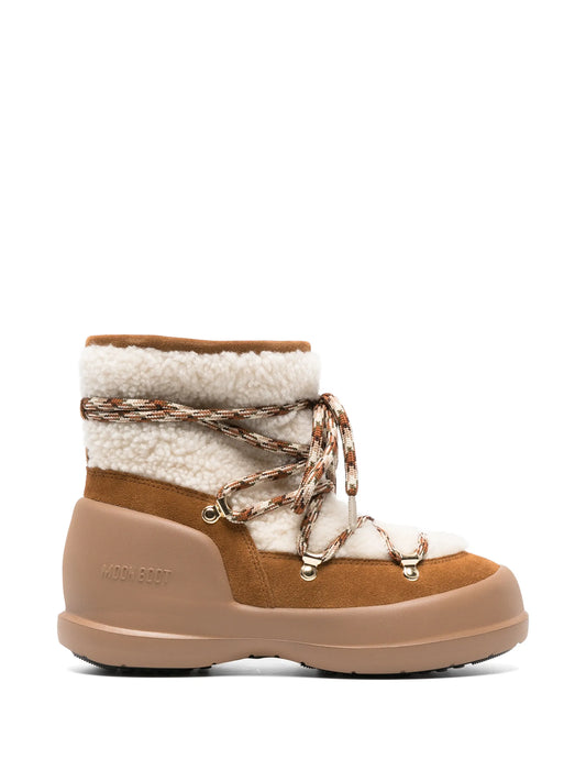 Mezzaluna shearling boots