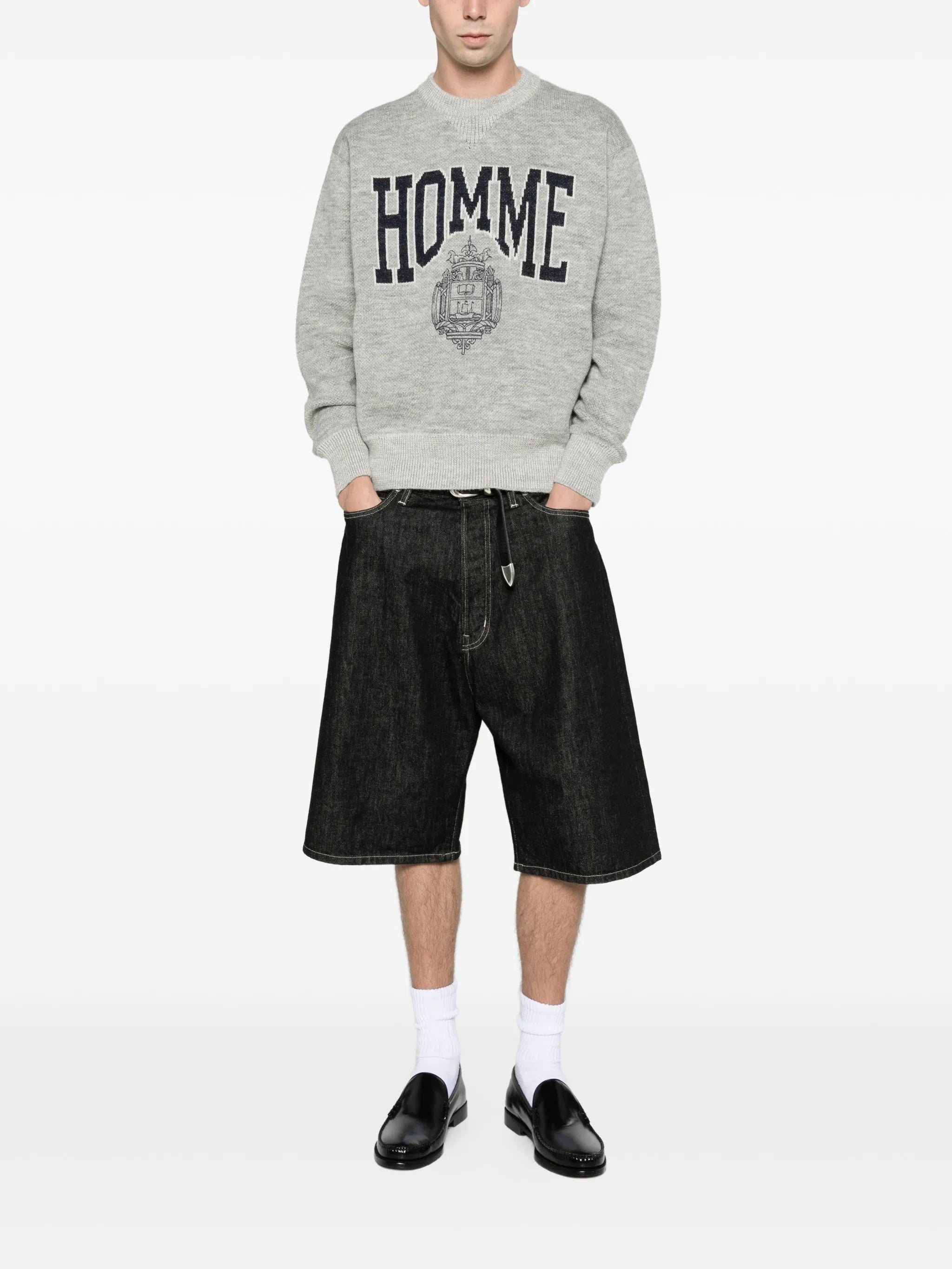 crest jacquard sweater