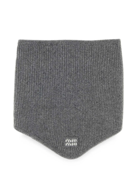 ribbed-knit logo-patch scarf
