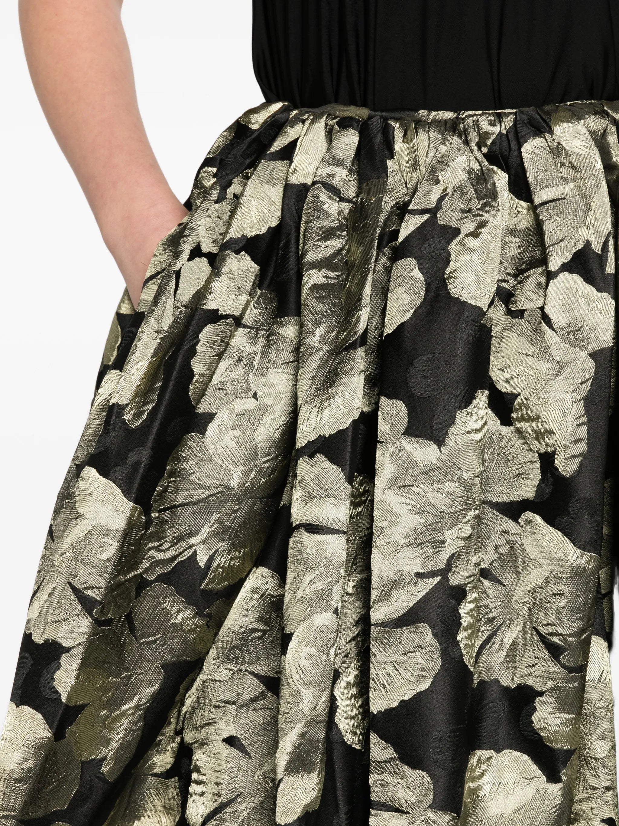 Elodie skirt im black and gold